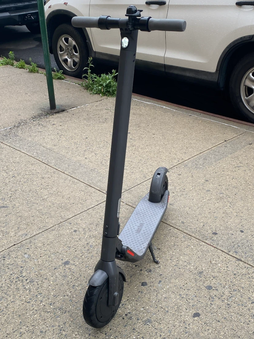 Ninebot S22 Electric Scooter - photo 4