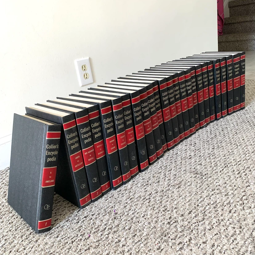 Encyclopedia Book Set Complete Hardcover Books Set 1976 Yearbook