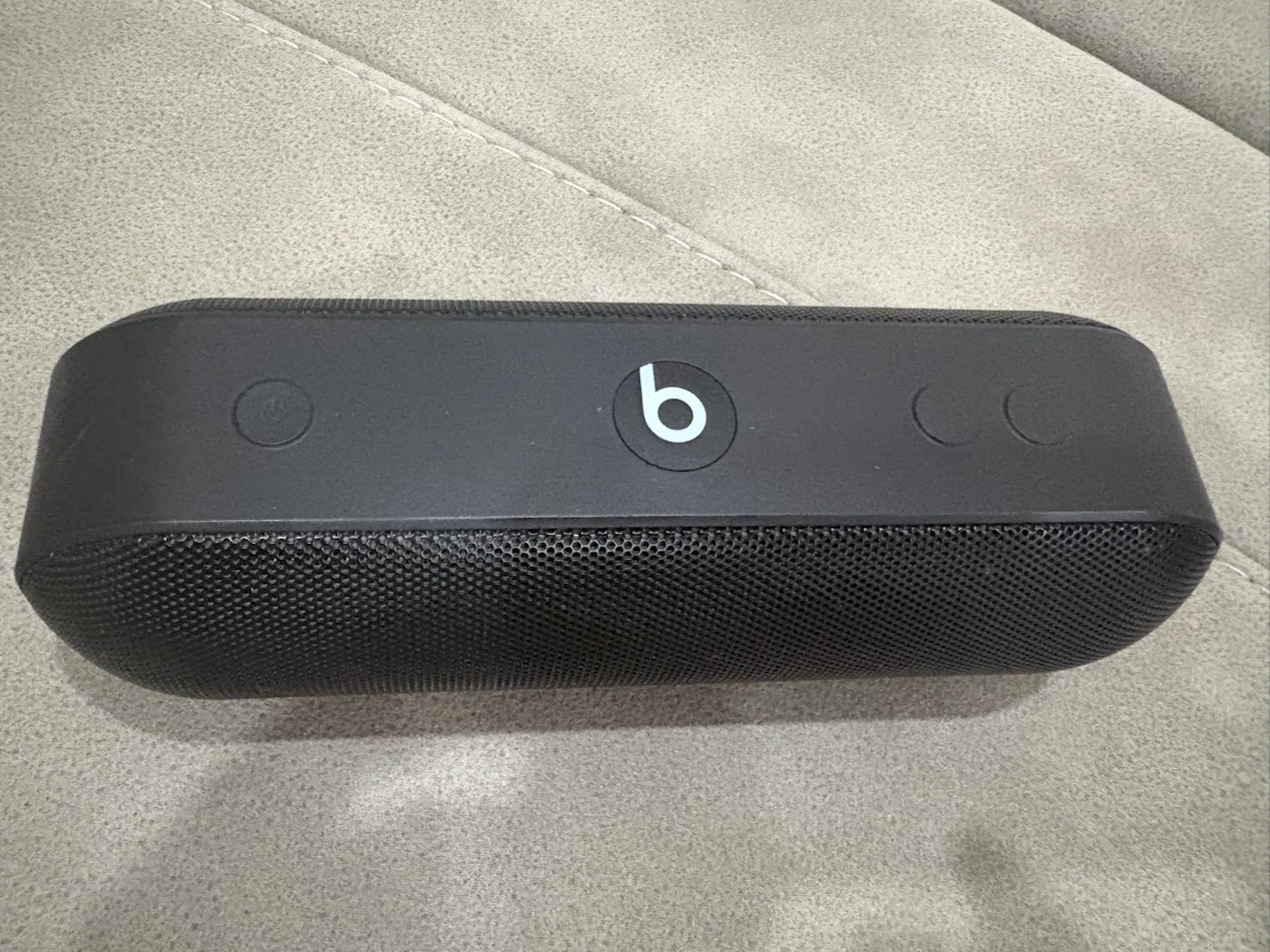 Beats Pill Portable Bluetooth Speaker - Black - photo 2