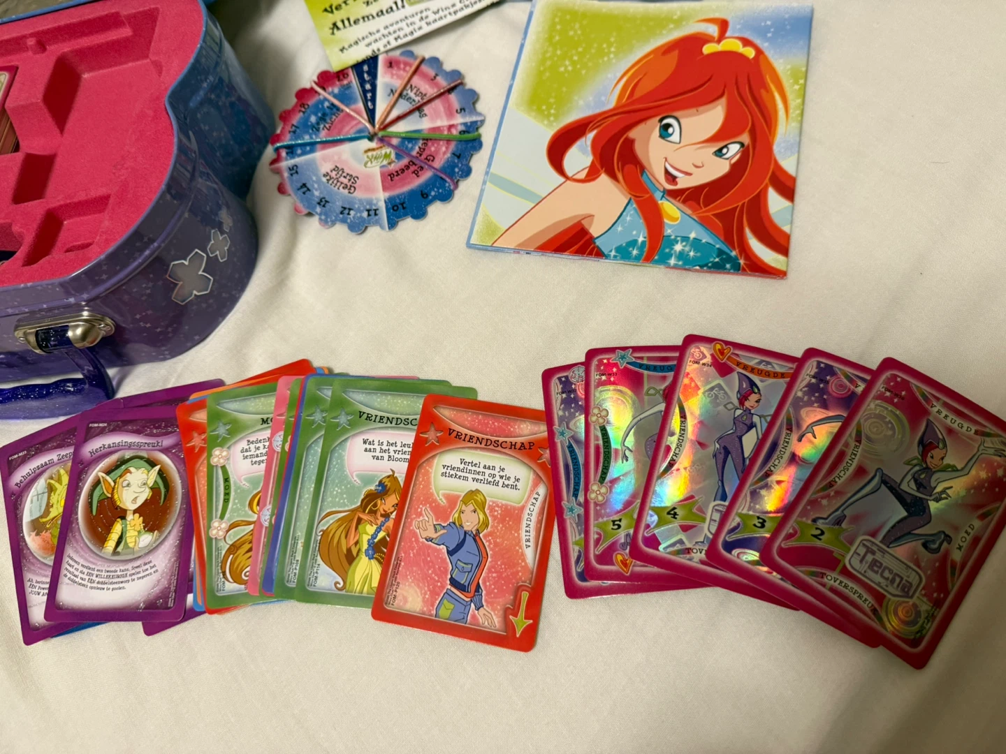 2005 Winx Club Magical Fairy Game tin collectible cards in Dutch - photo 4