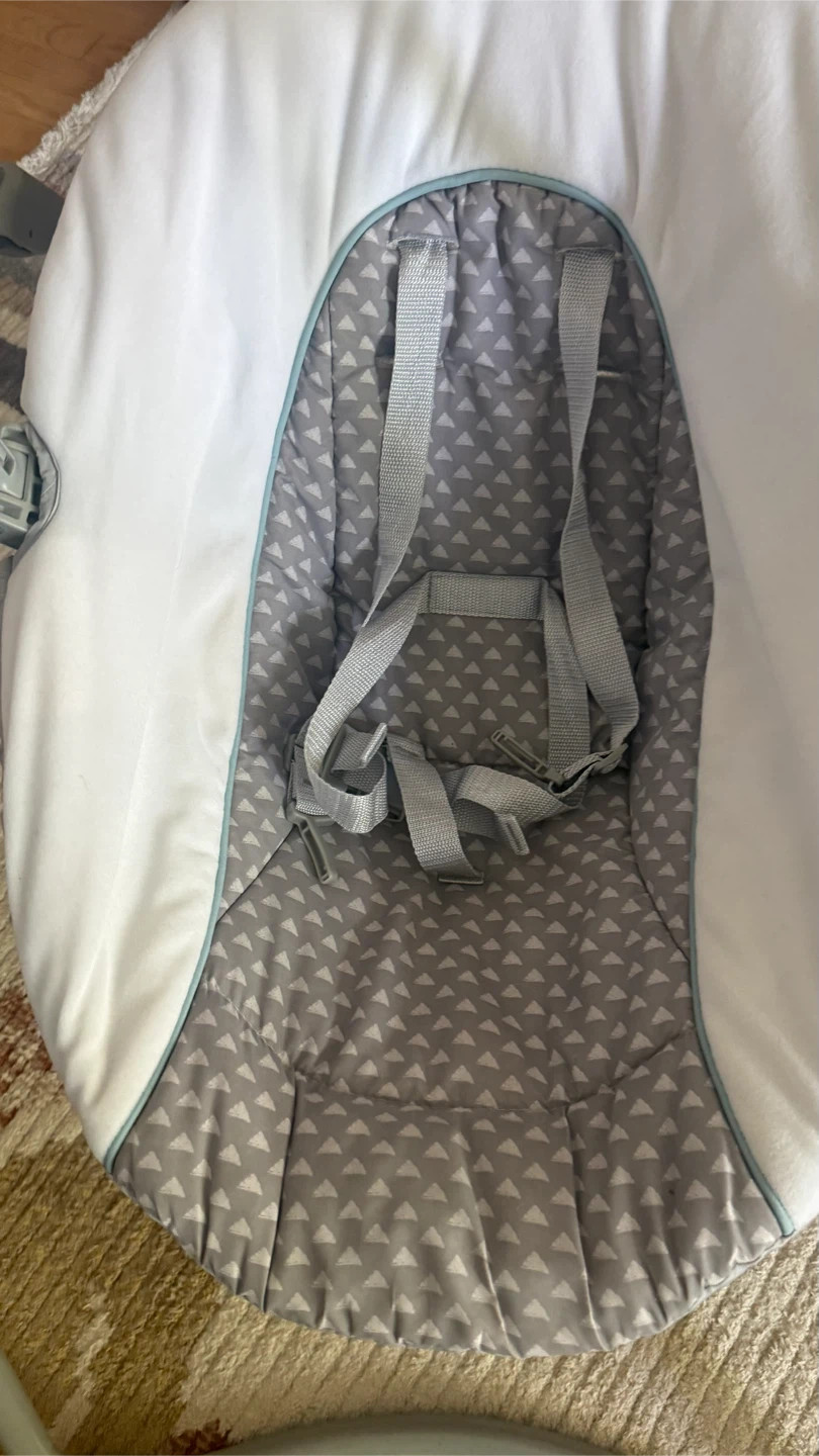 Graco Baby Swing check more pictures need battery - photo 2