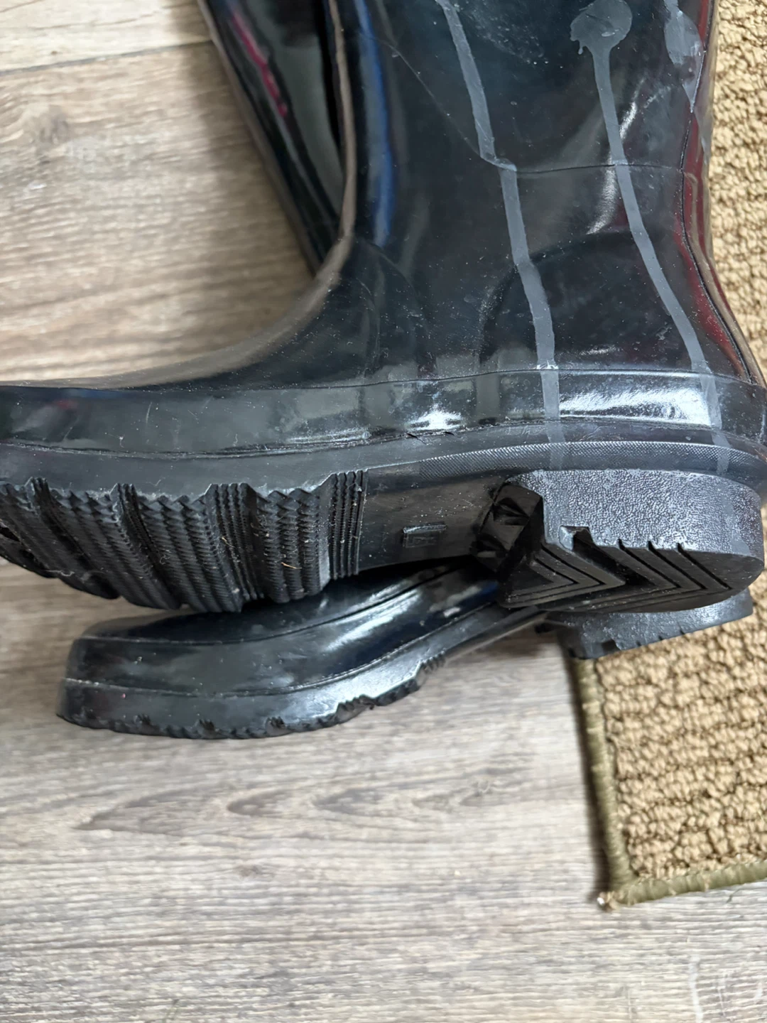 Hunter Black Gloss Tall Rain Boots