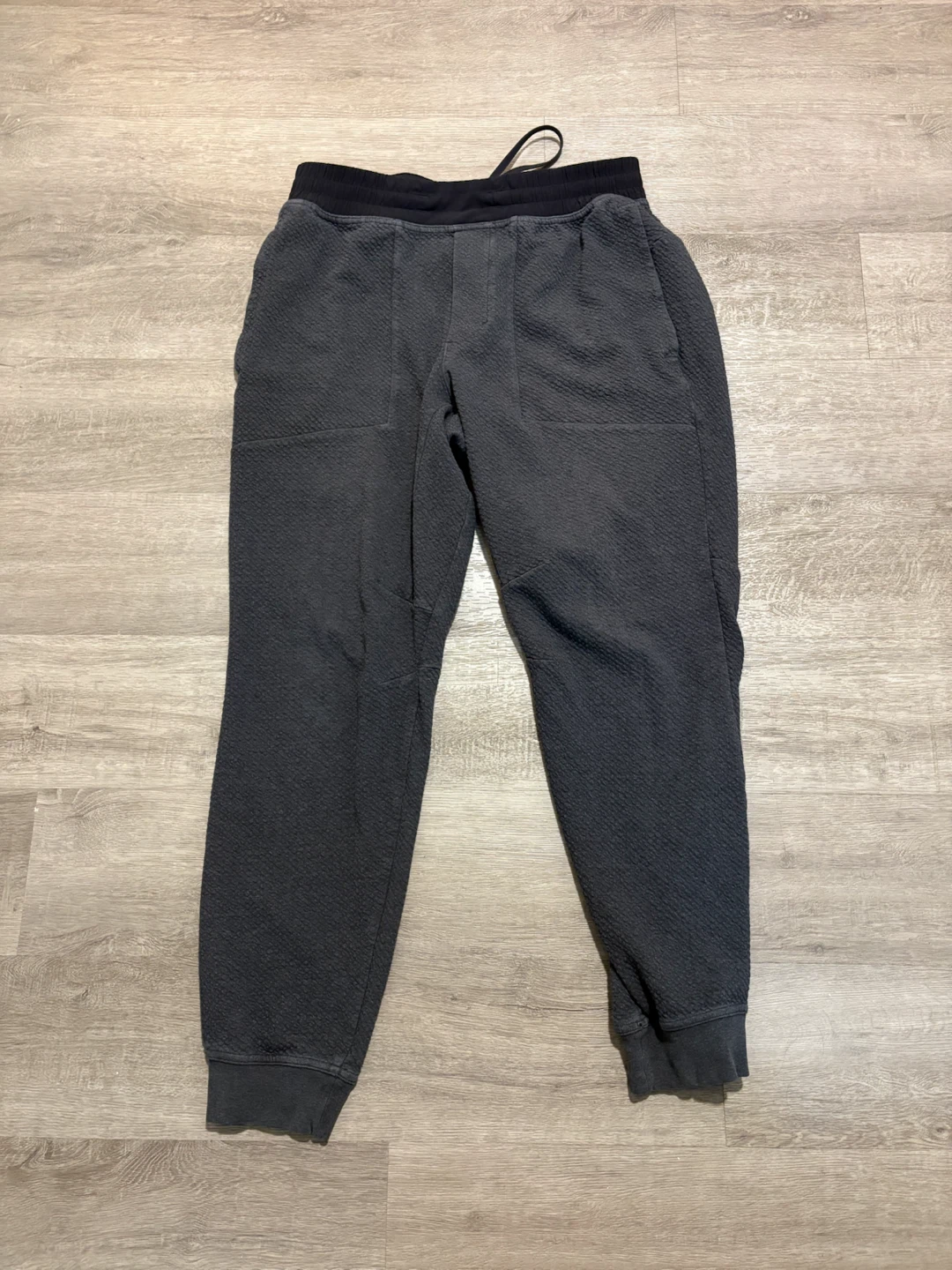 mens lululemon joggers