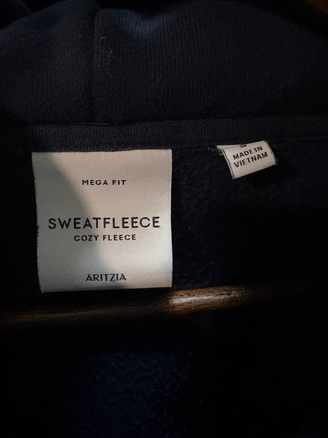 aritzia hoodie - photo 2