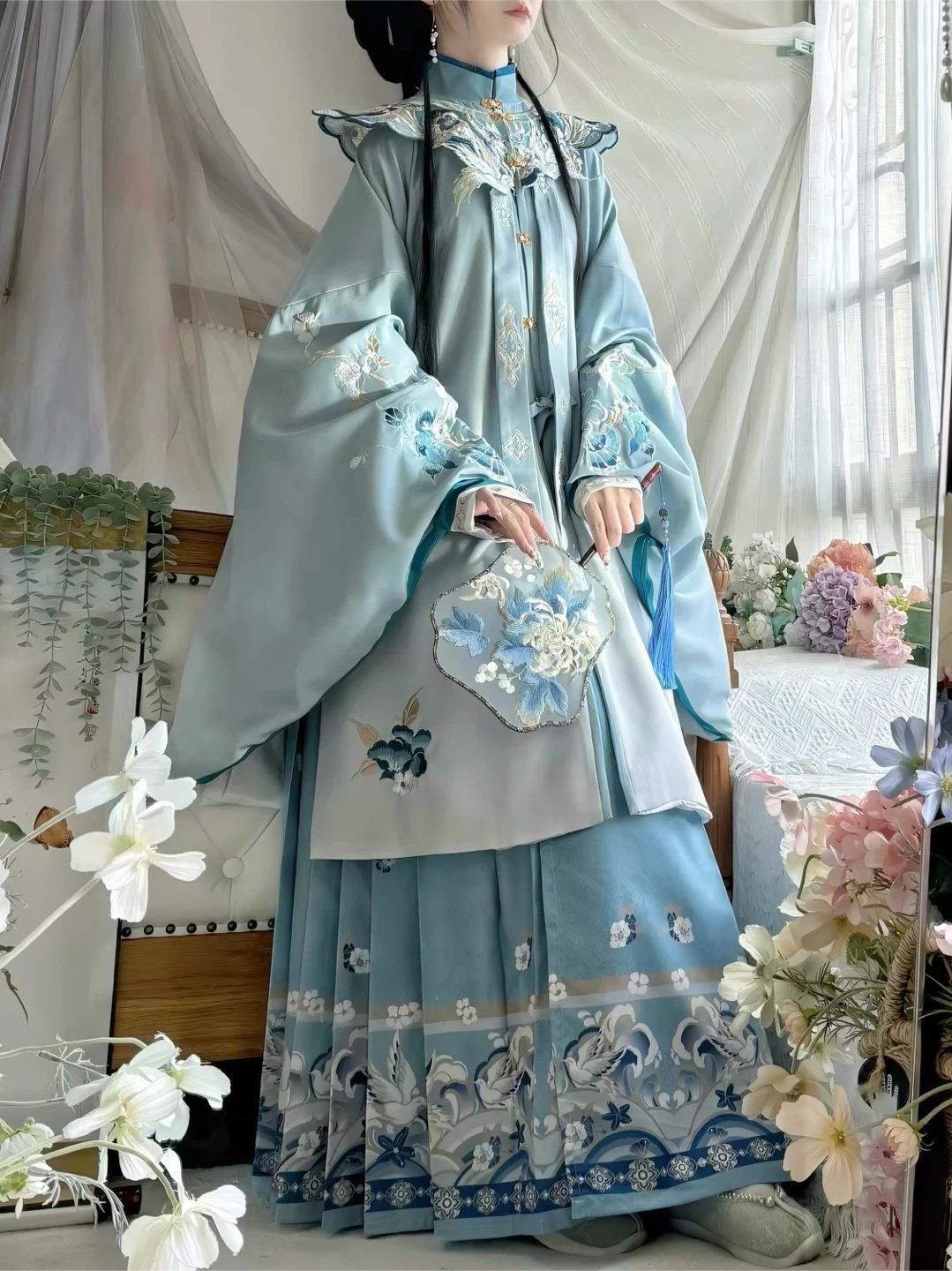 Blue Traditional Chinese Hanfu Dress with Embroidery