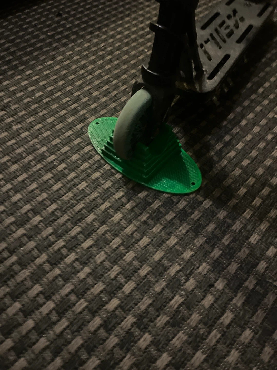 Green Scooter Stand - photo 2