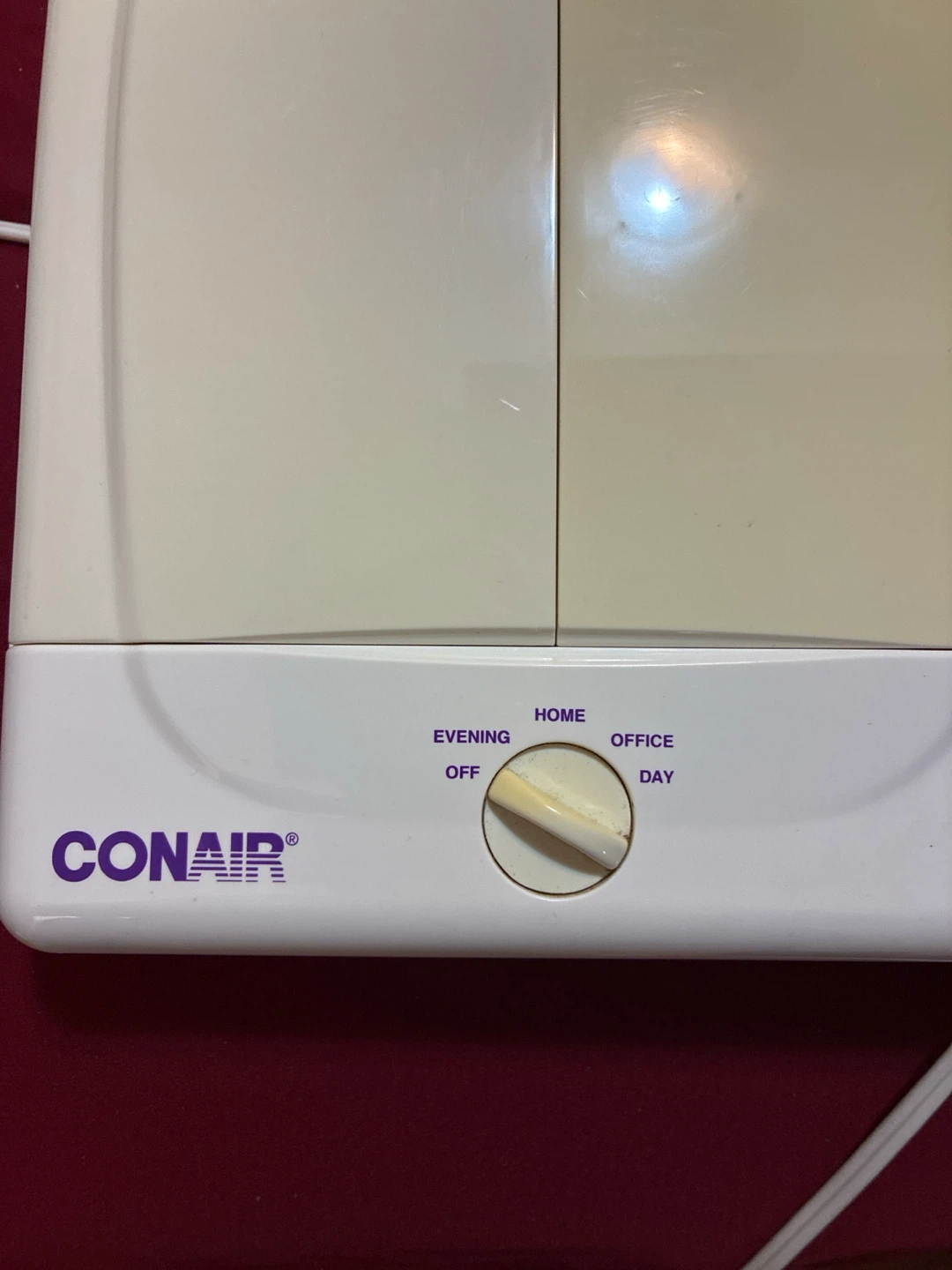 Conair Lighted Vanity Mirror - photo 3