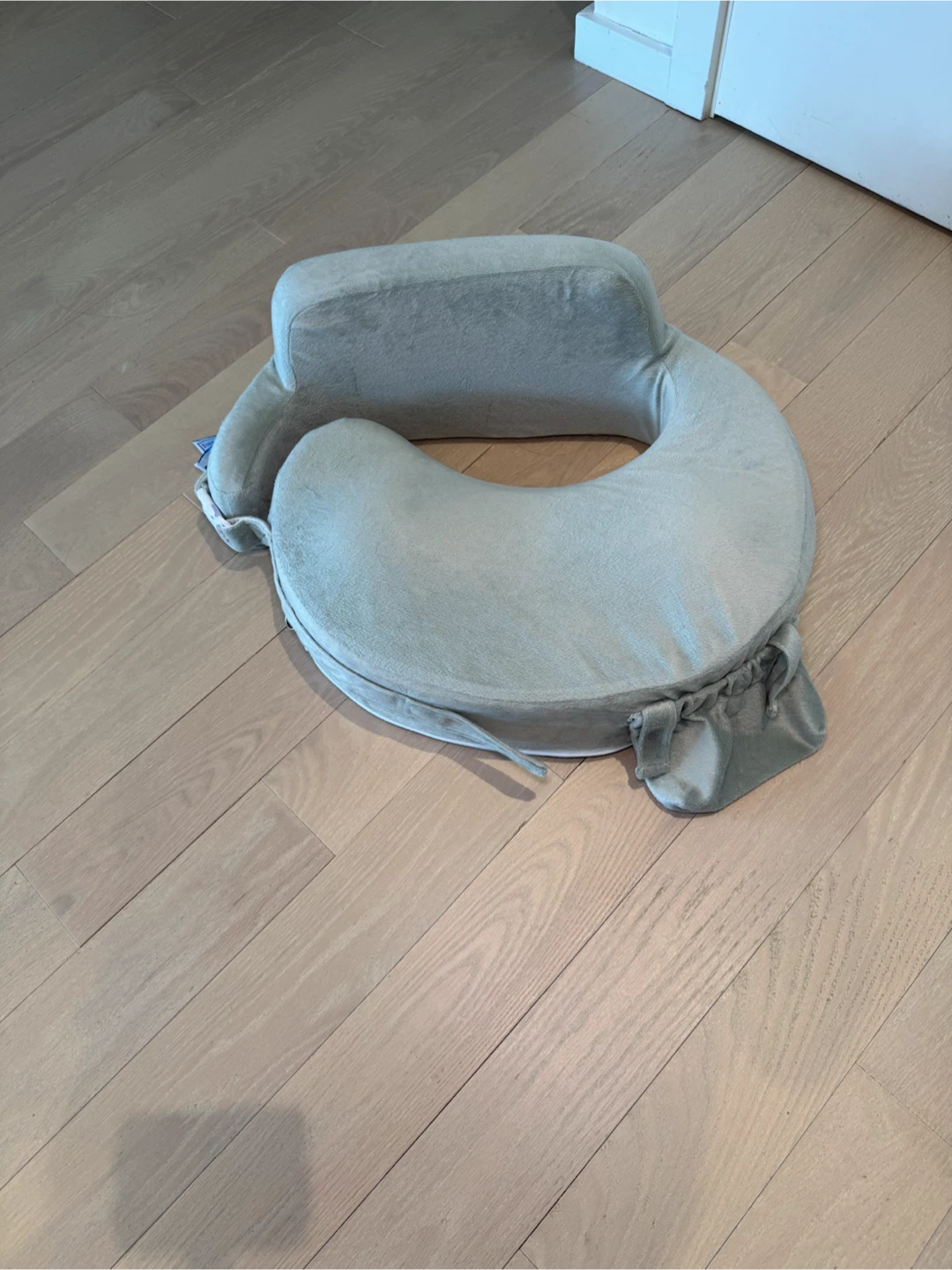 My Brest Friend nursing pillow - photo 4