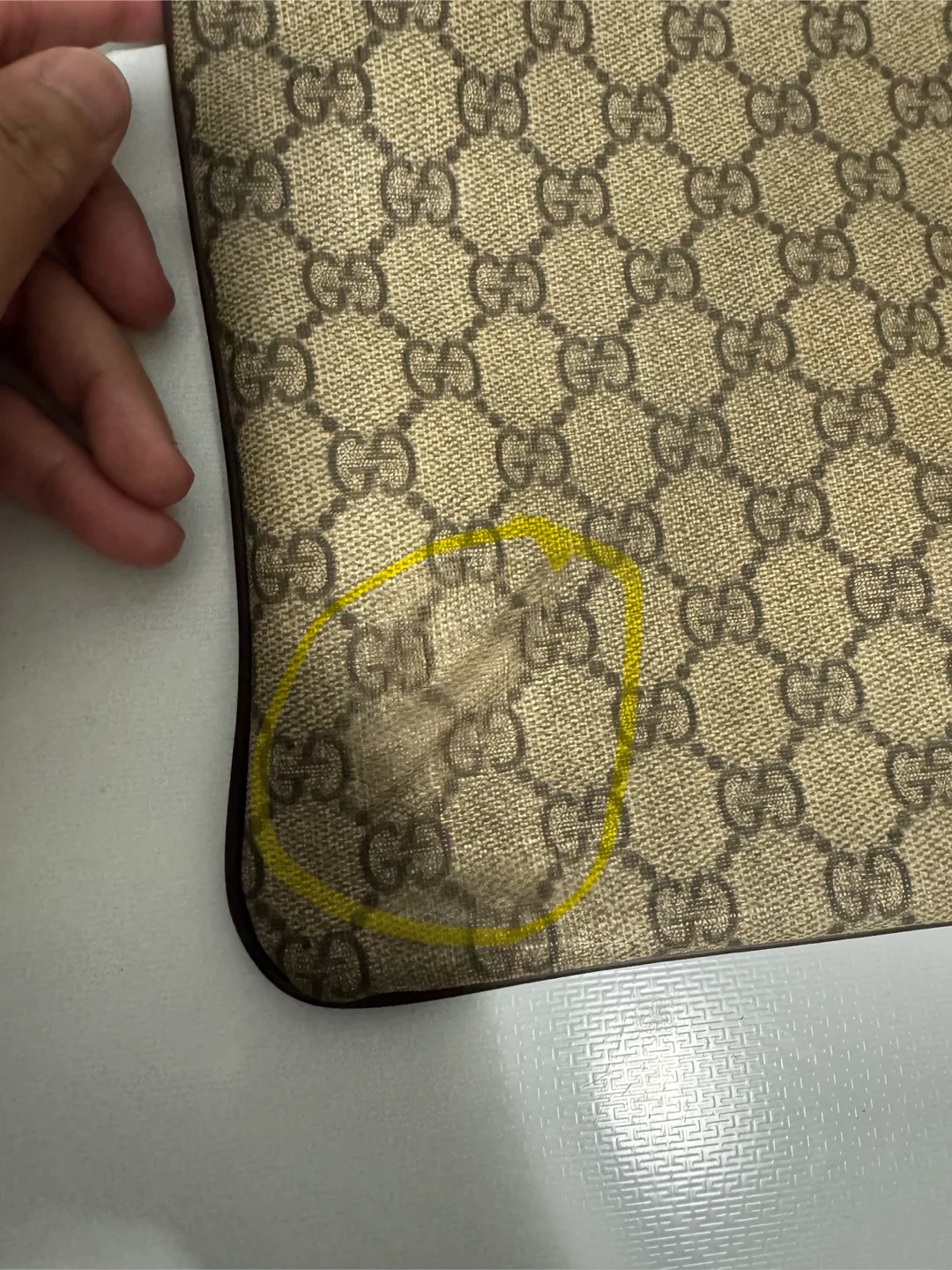 Gucci GG Supreme Messenger Bag - photo 3