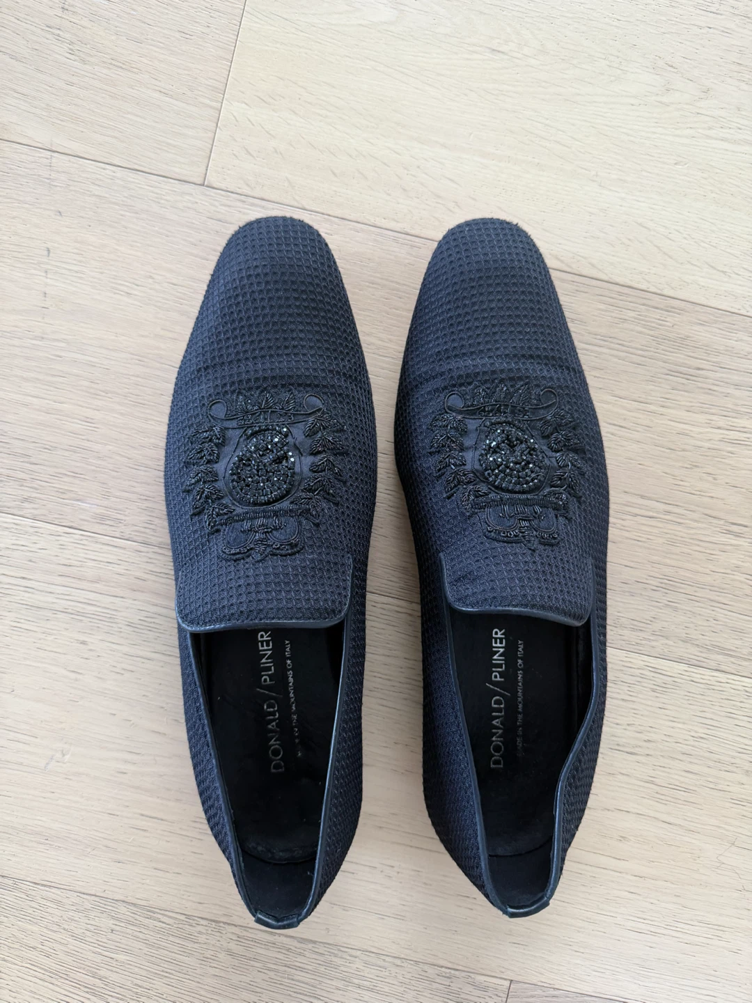 Donald Pliner Black Loafers Men's Size 11 - photo 2