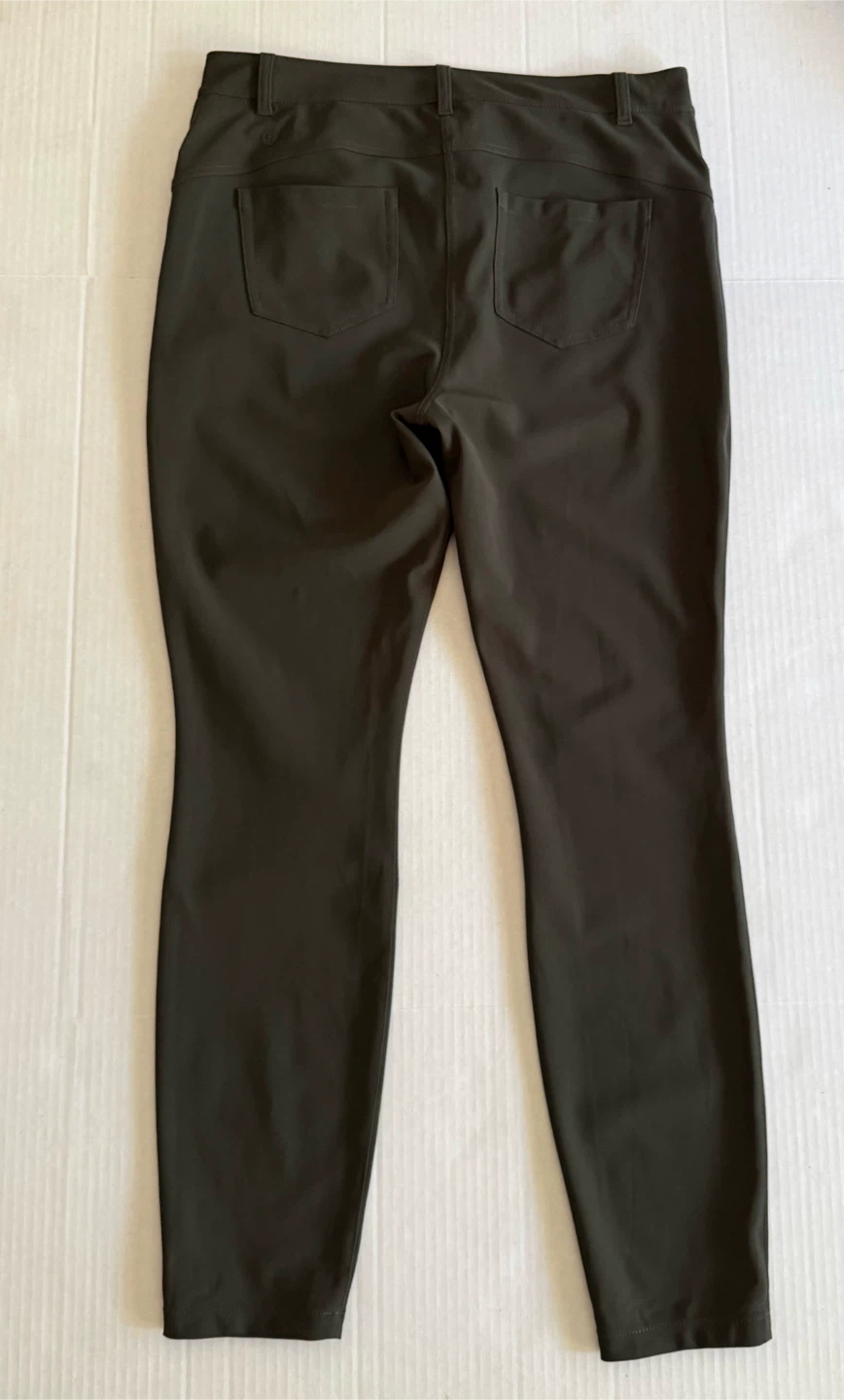 Lululemon Pants - Size 32 - Green - photo 5