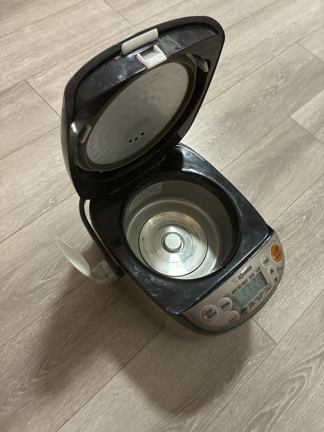 zojirushi  rice cooker ns-lgc05 - photo 3