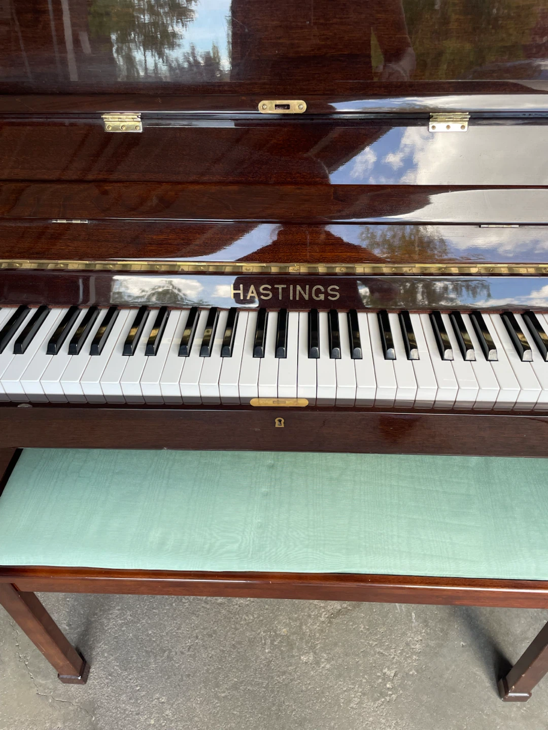 Hastings Upright Piano with Bench - photo 2