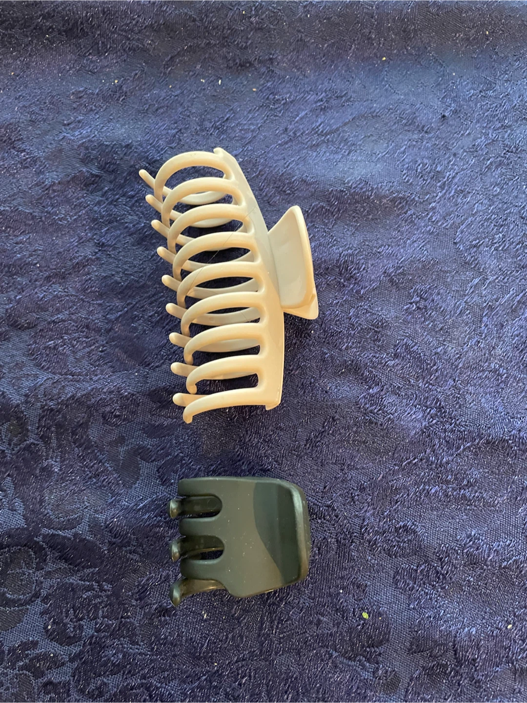 Hair Claw Clips Set (4 Pieces) - photo 2