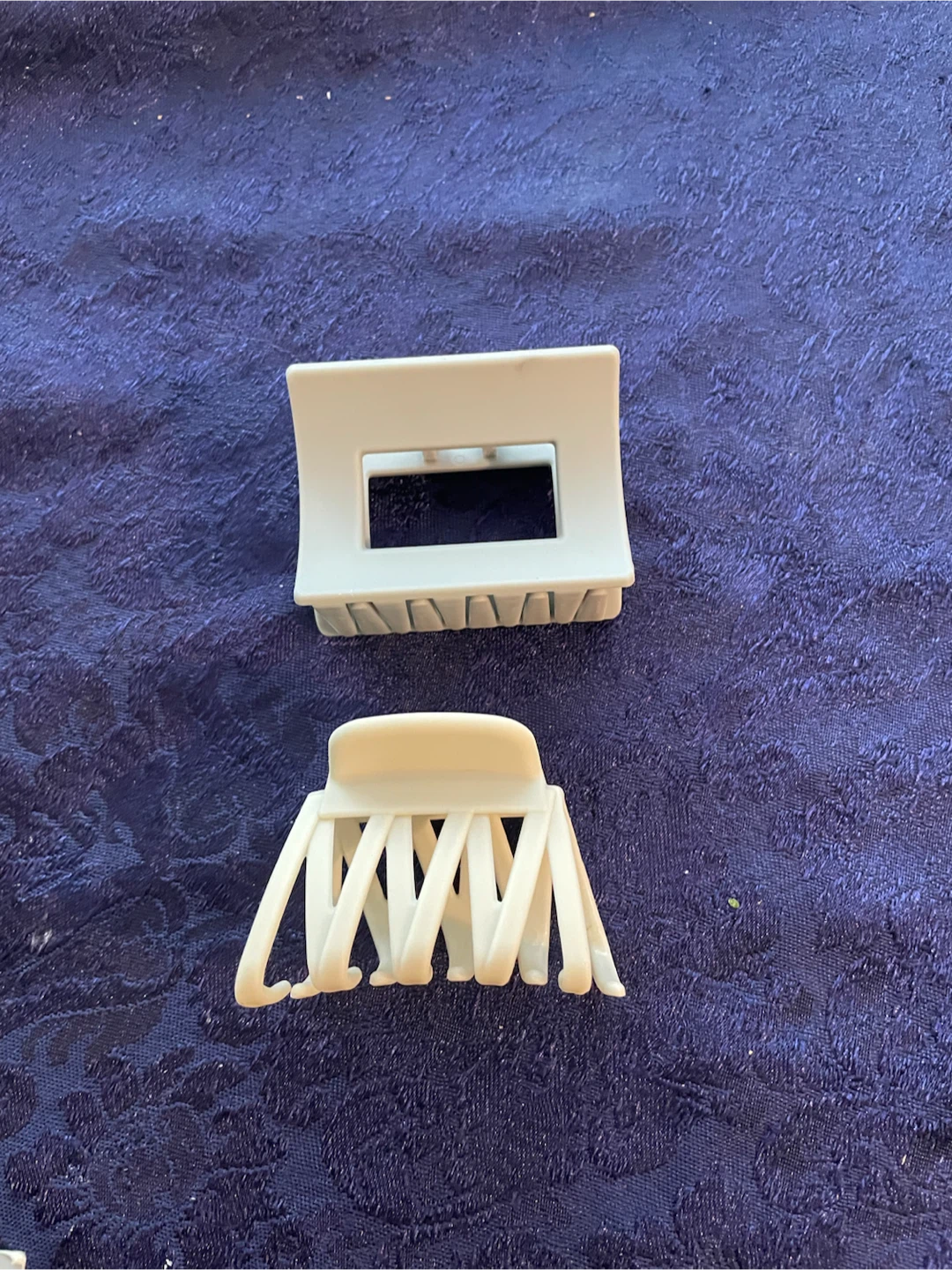 Hair Claw Clips Set (4 Pieces) - photo 3