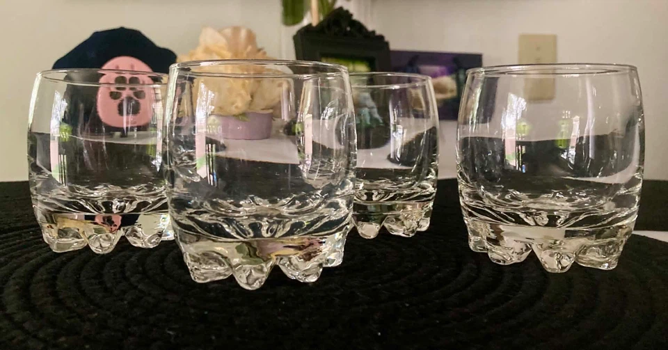 Bar glasses