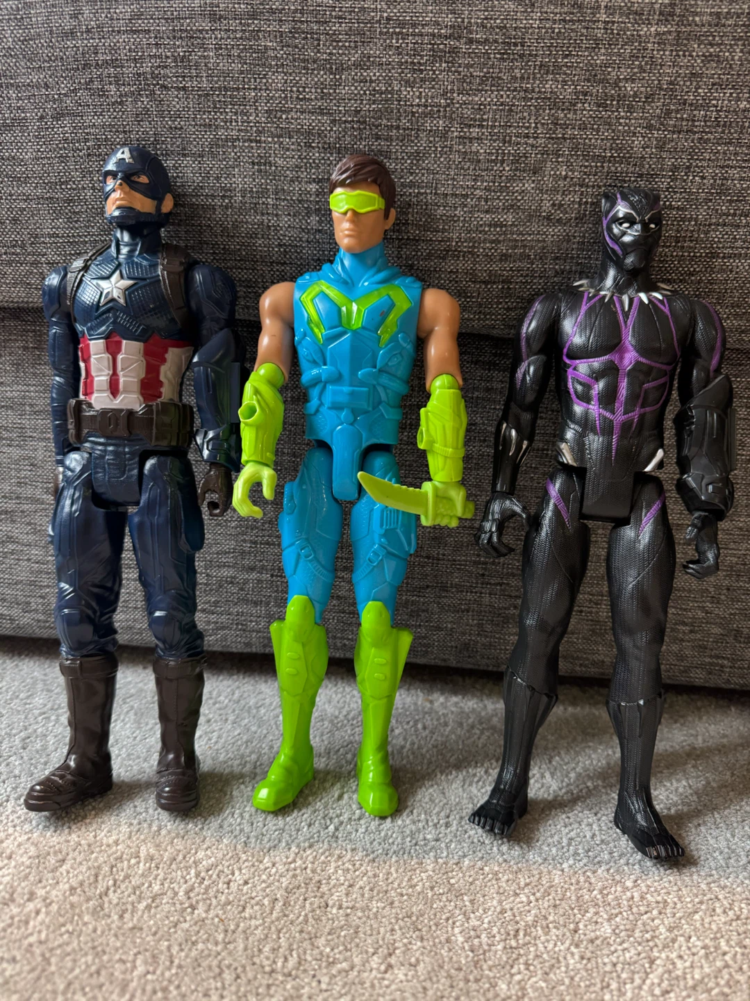 Marvel and DC Superhero Action Figures Lot - photo 3