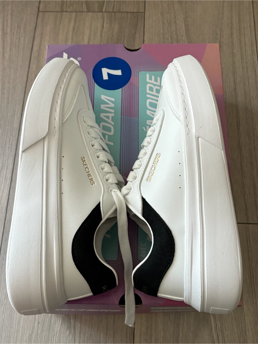 Women’s Skechers shoes - photo 2