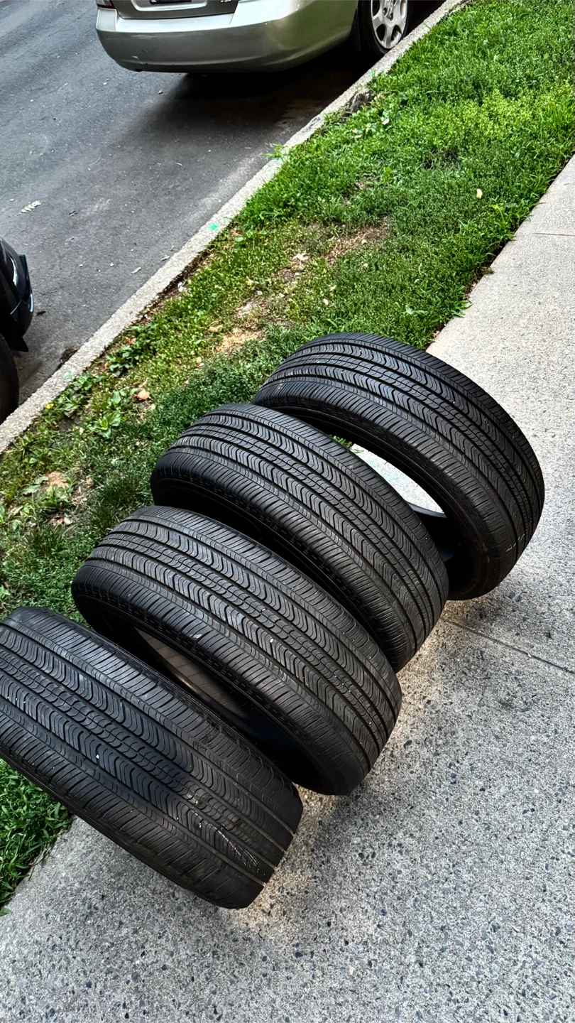 Michelin Primacy MXV4 Tires - Set of 4 - photo 3