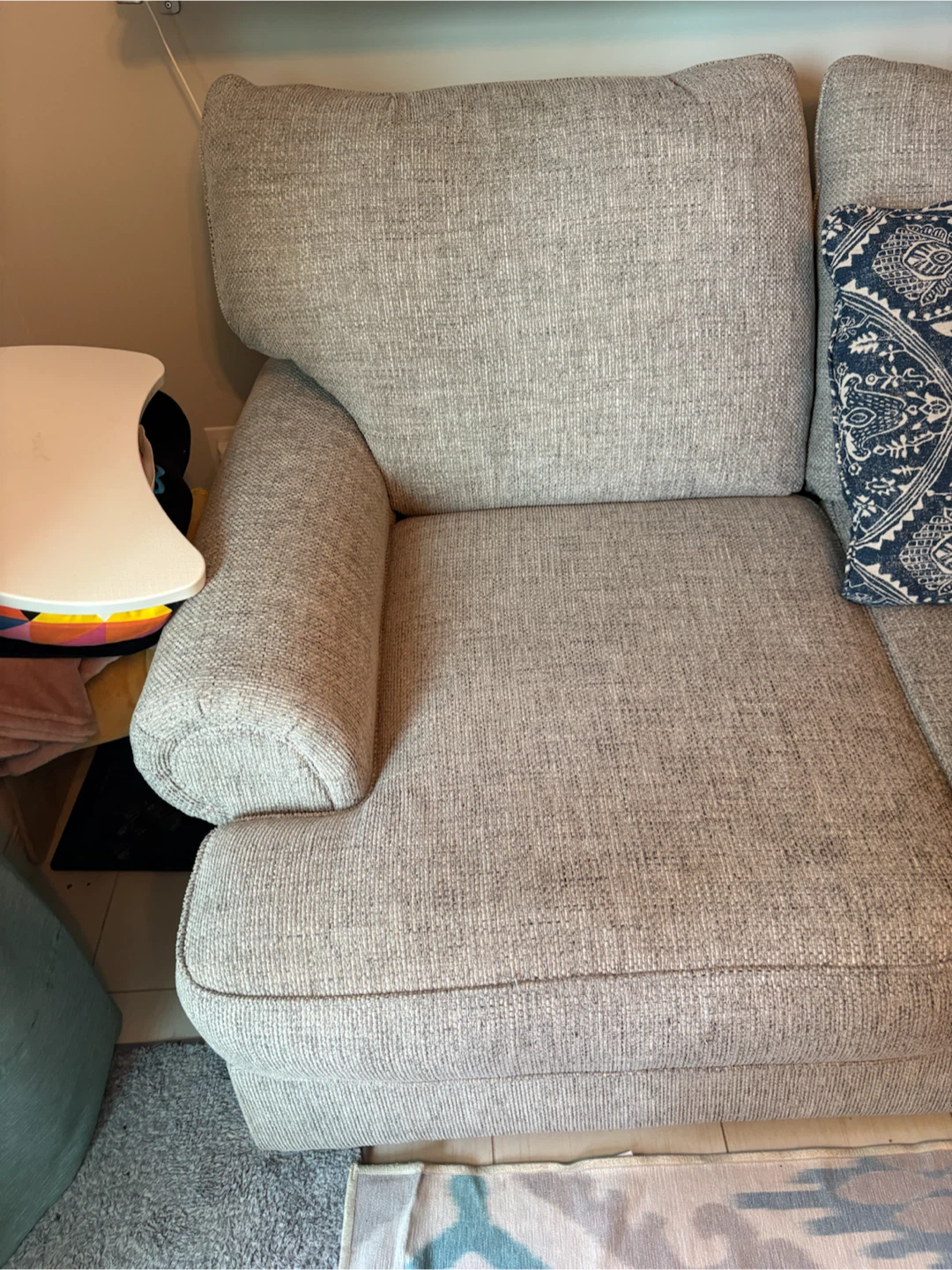 Comfy Ashley Couch - photo 2
