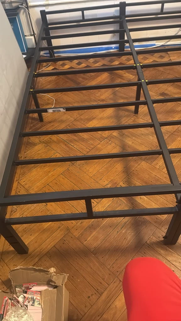Metal Bed Frame - photo 3