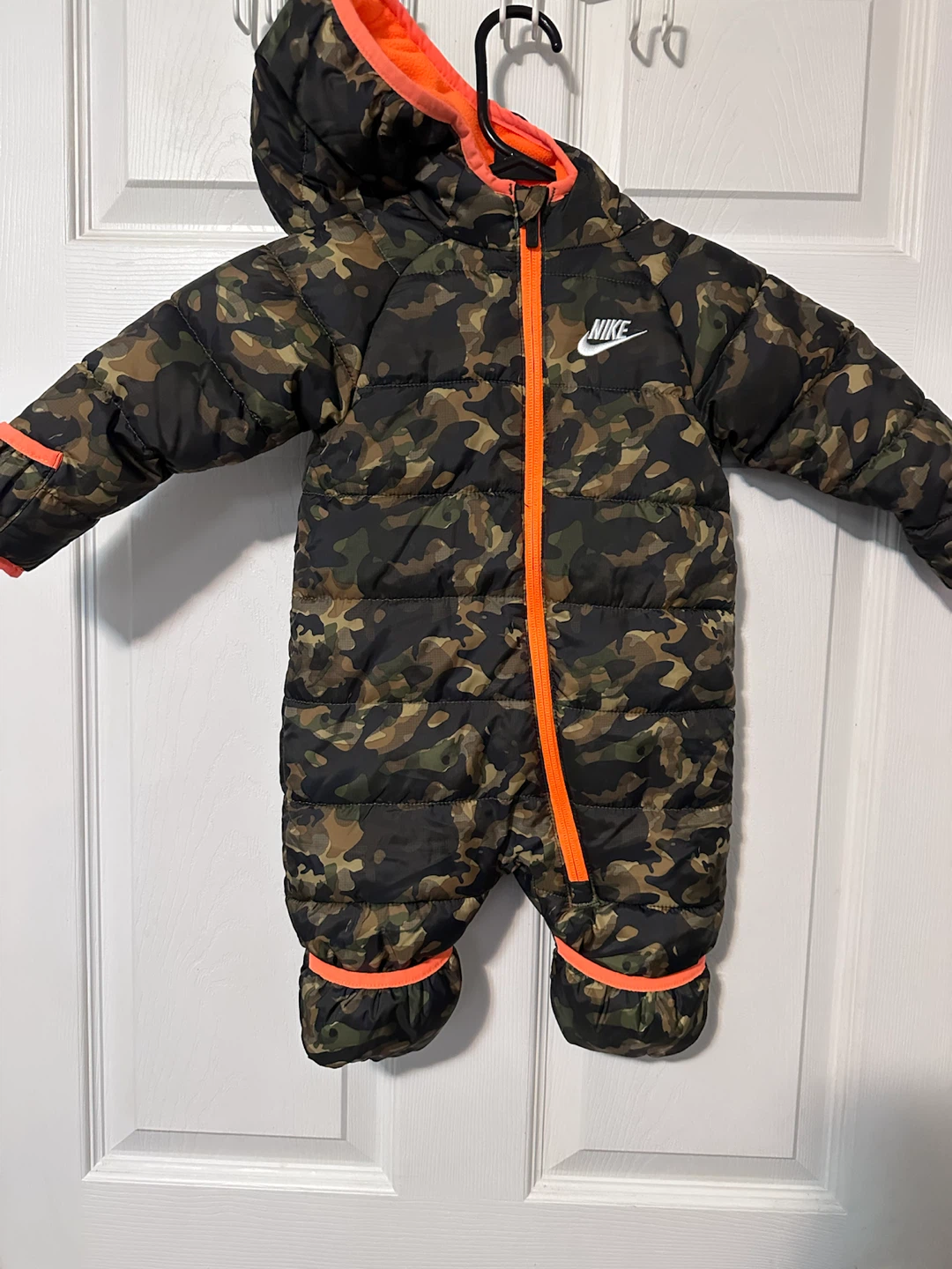 Nike Baby Snowsuit Camo Size 6-9M