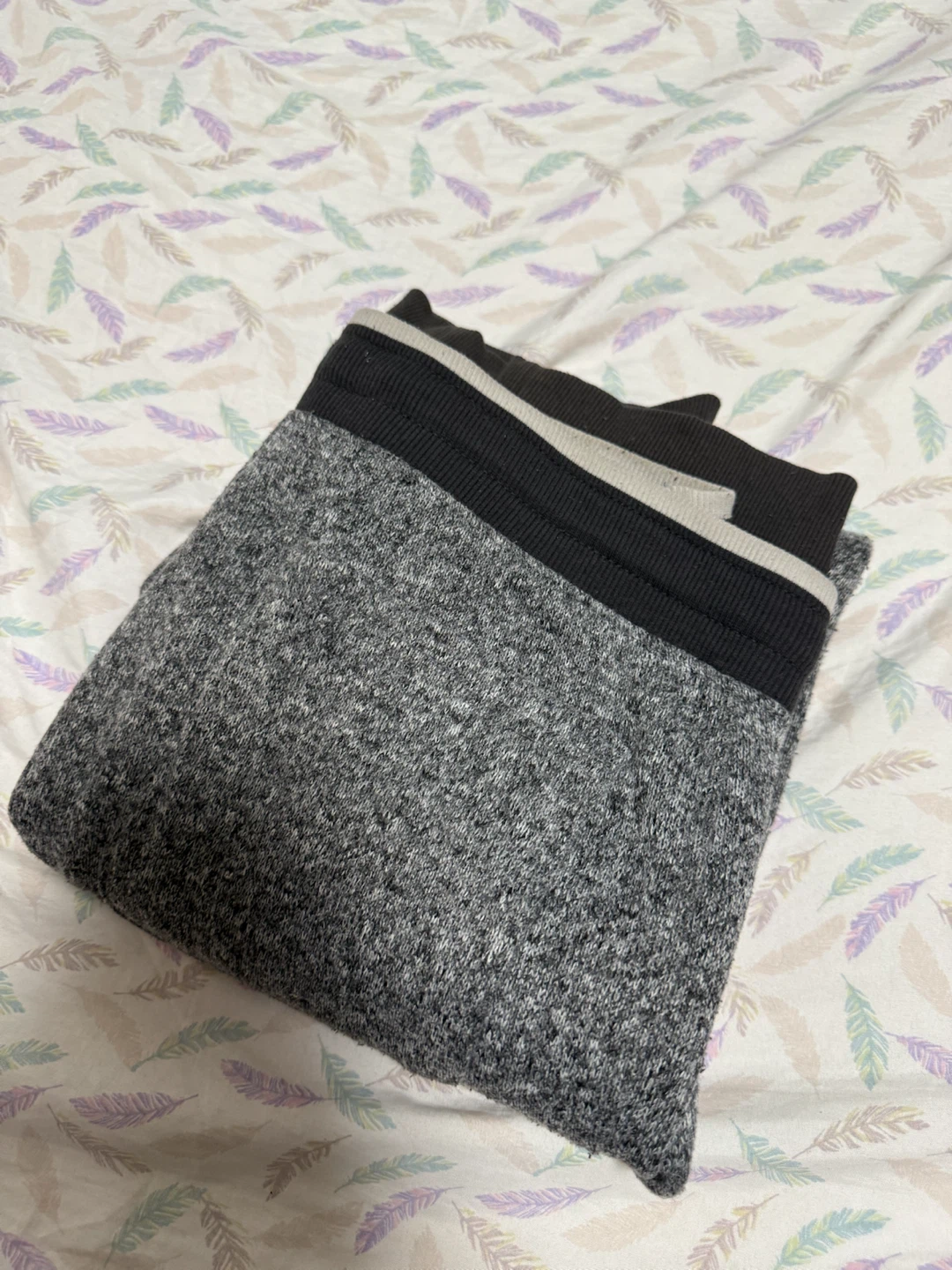 Old Navy Grey Sweatpants XL (14-16)