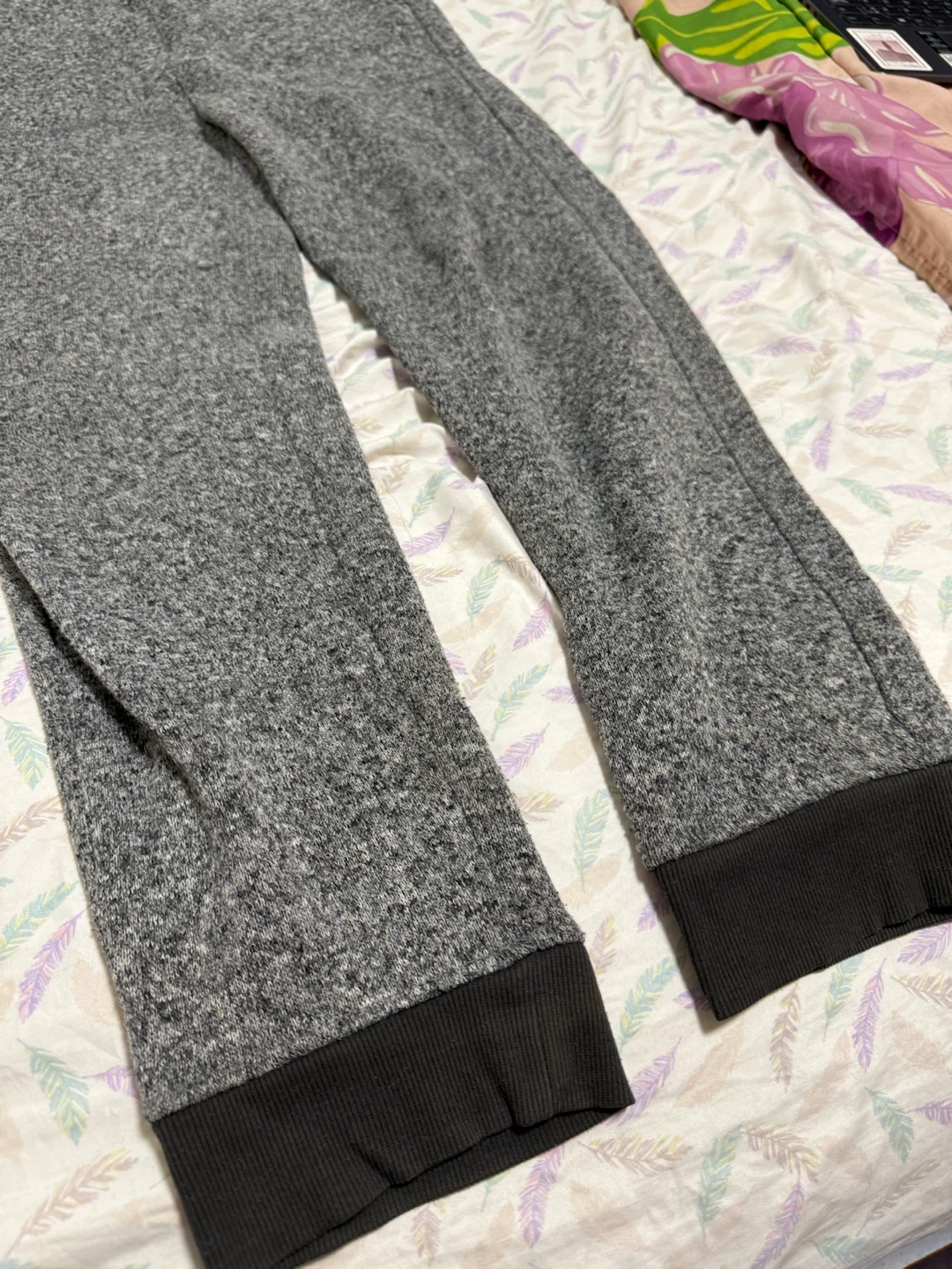 Old Navy Grey Sweatpants XL (14-16) - photo 5