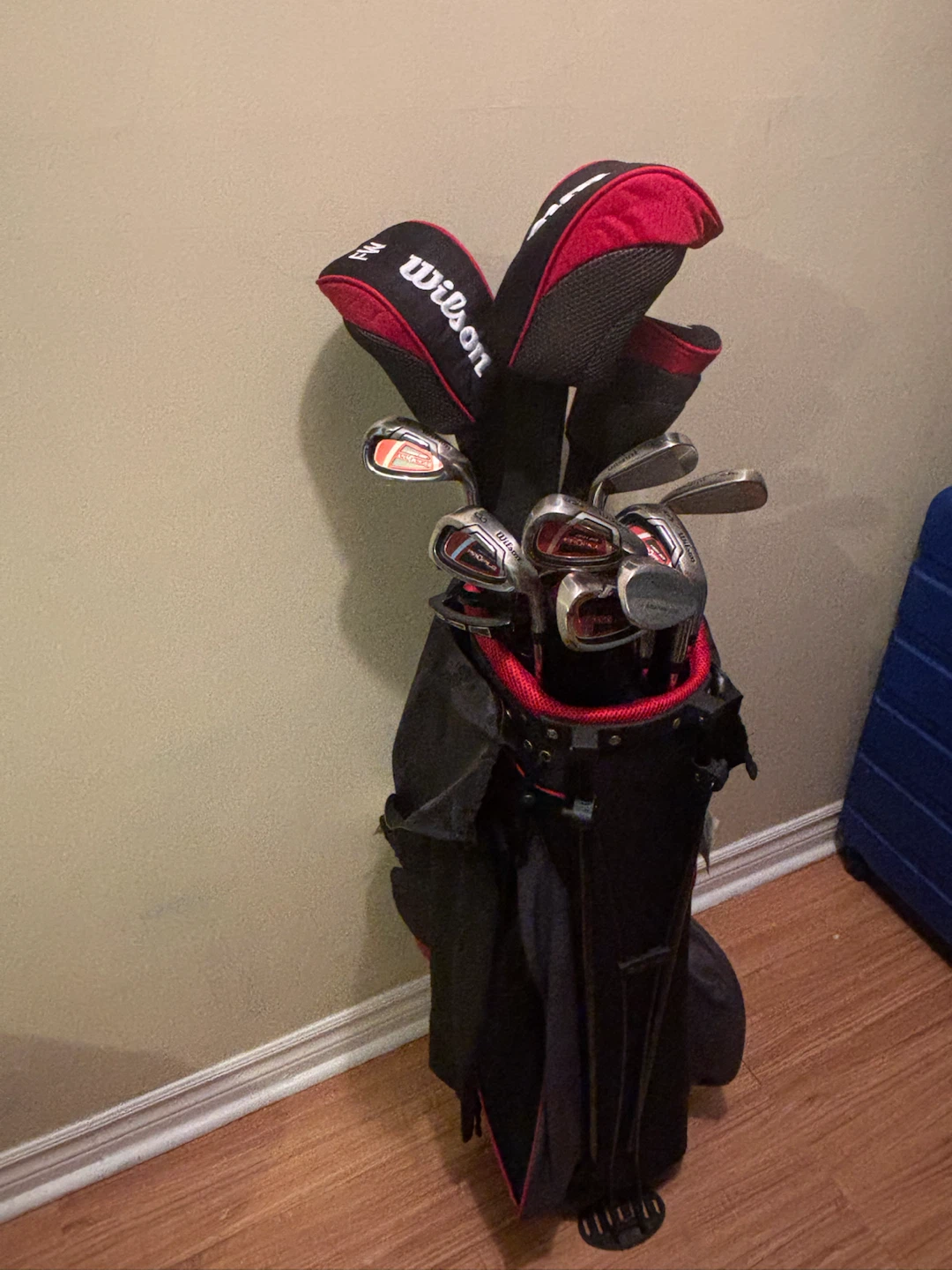 Profile  Complete Set With Stand Bag