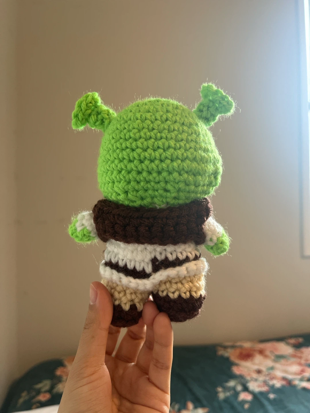 Crocheted Shrek Amigurumi toy - photo 4