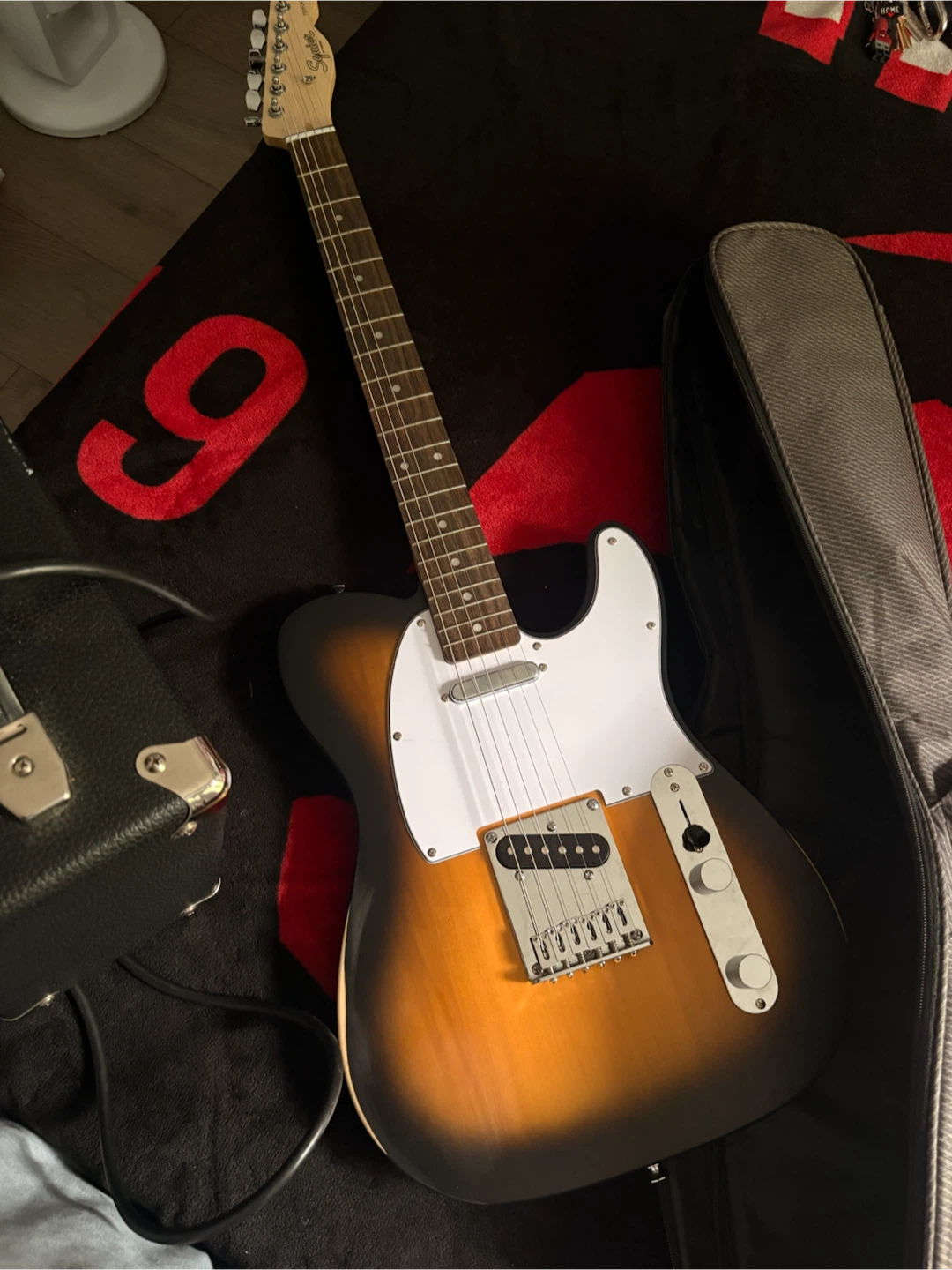 Squier SP-10 Guitar Amplifier and Electric Guitar