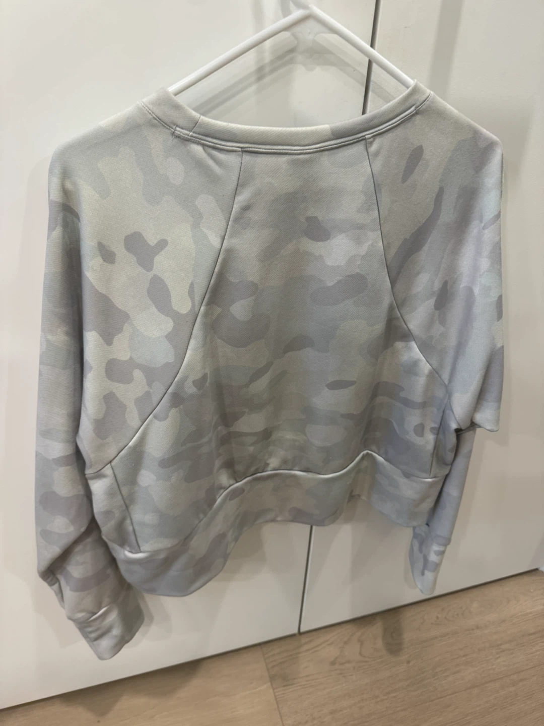 Nike Dri-Fit Camo Crewneck Sweatshirt Medium - photo 3