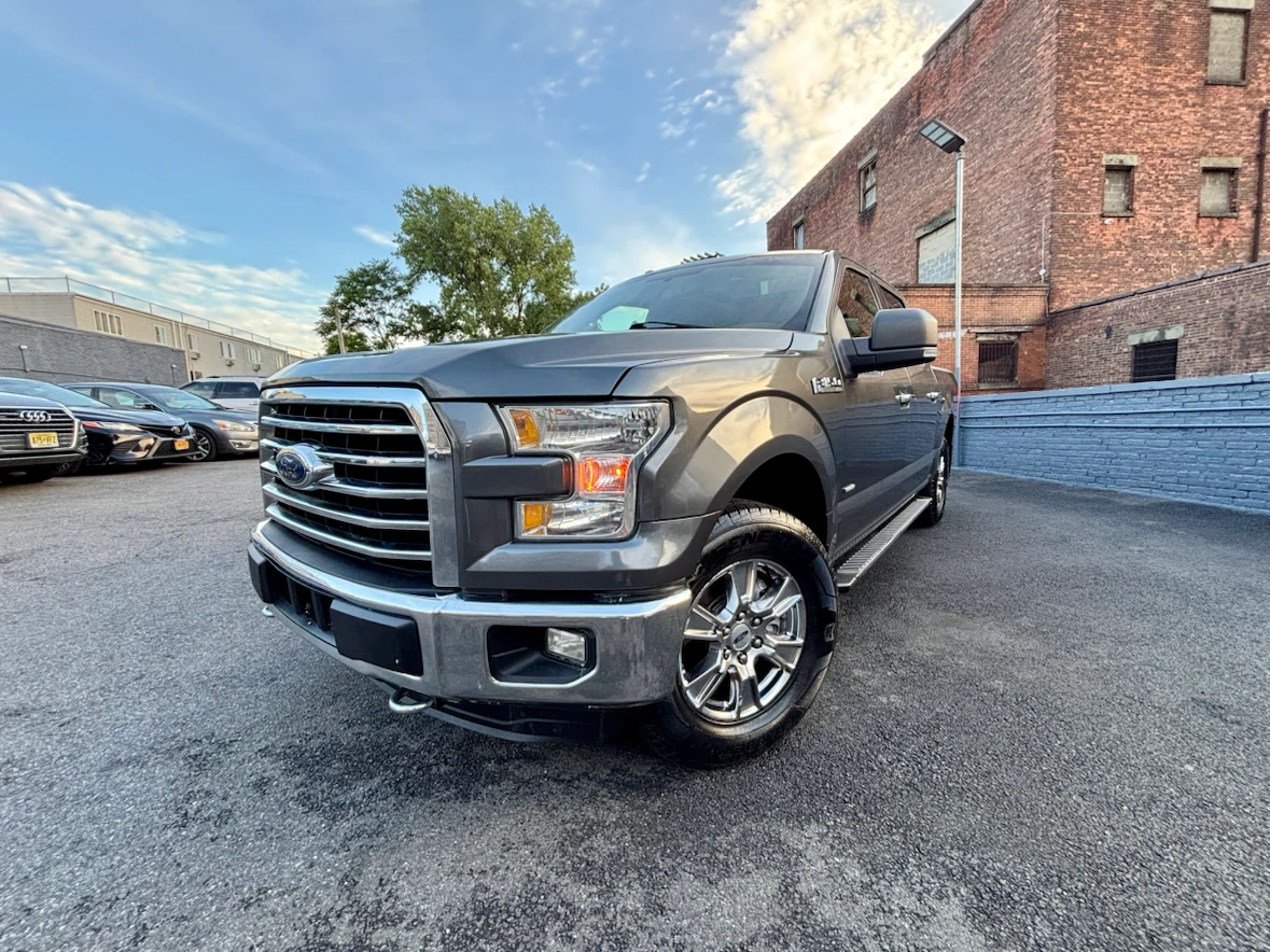 2016 Ford F-150 XLT 4x4 SuperCrew - photo 2