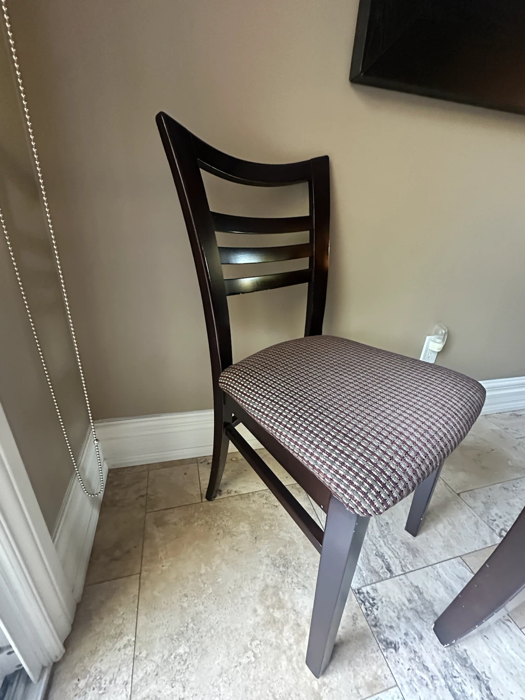 Dining Table + 6 Chairs – Expandable Dark Wood Dining Set - photo 3
