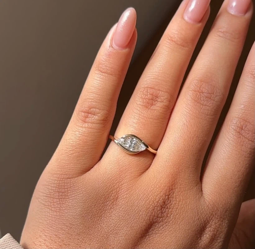 2 CT Marquise Cut Rinf
