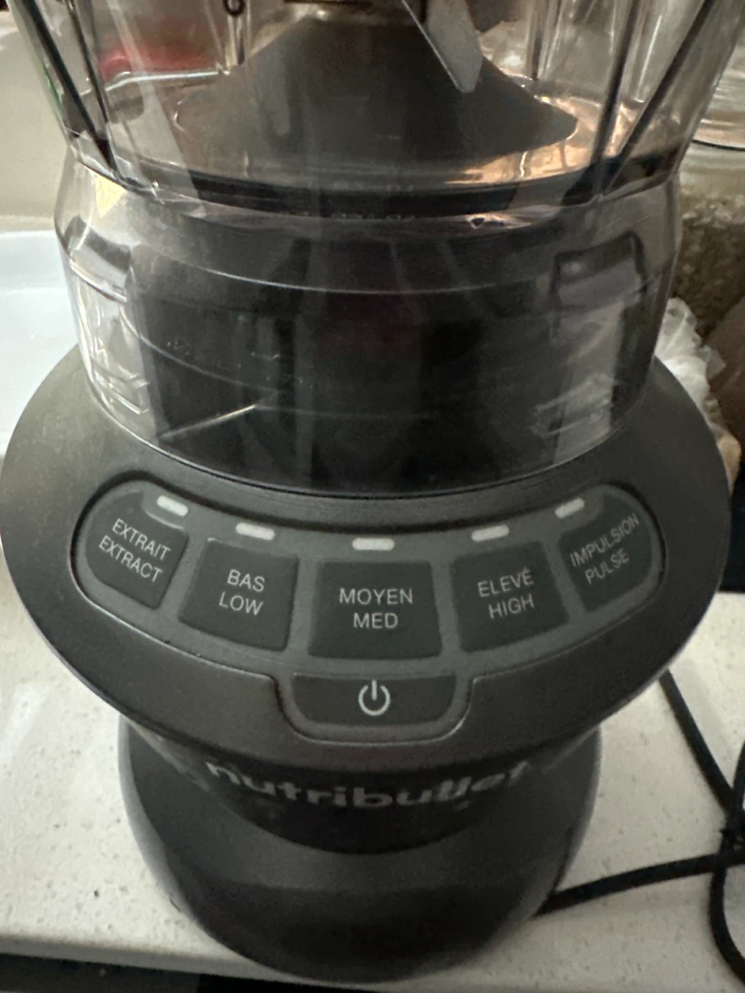 NutriBullet Blender - Cracked Lid - photo 2