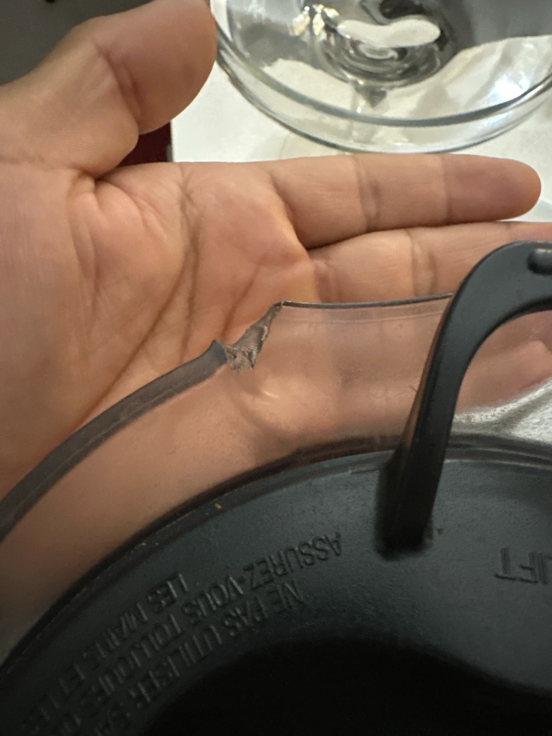 NutriBullet Blender - Cracked Lid - photo 3