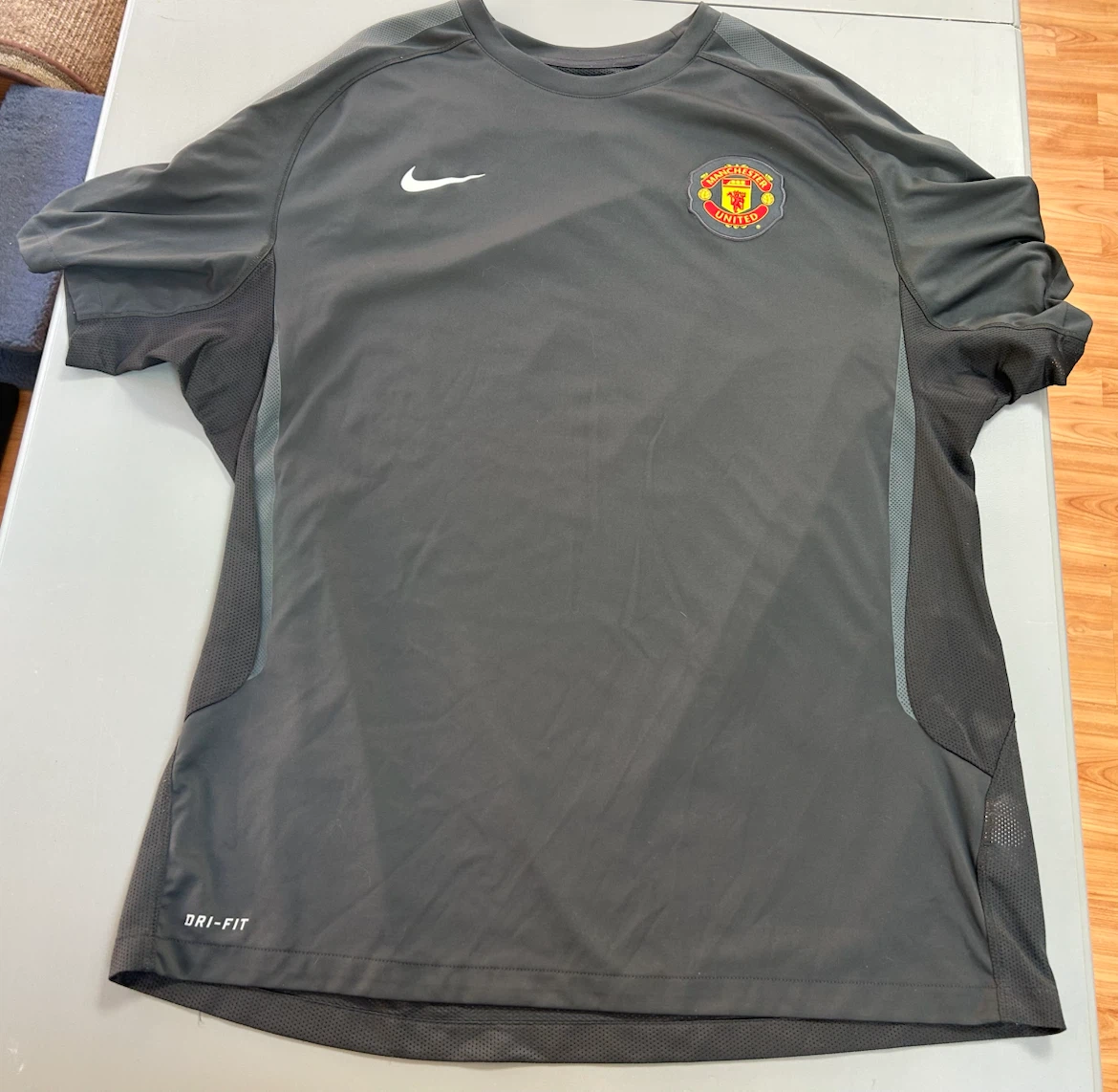 Nike Manchester United XL T-Shirt