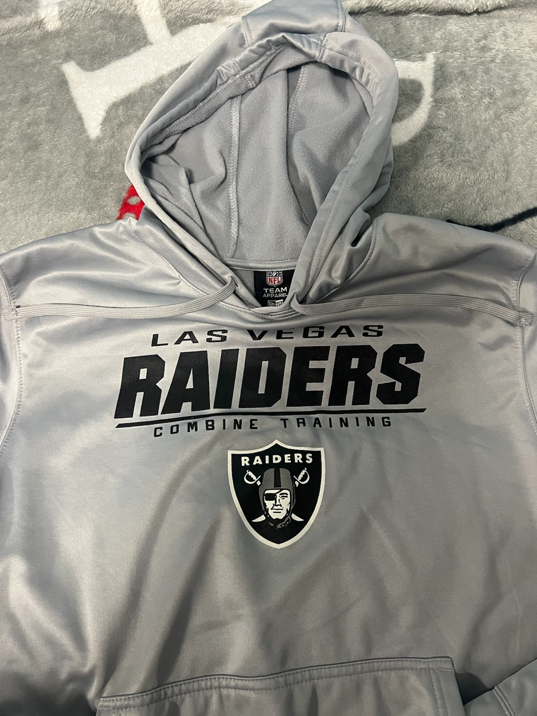 Las Vegas Raiders Combine Training Hoodie - photo 2