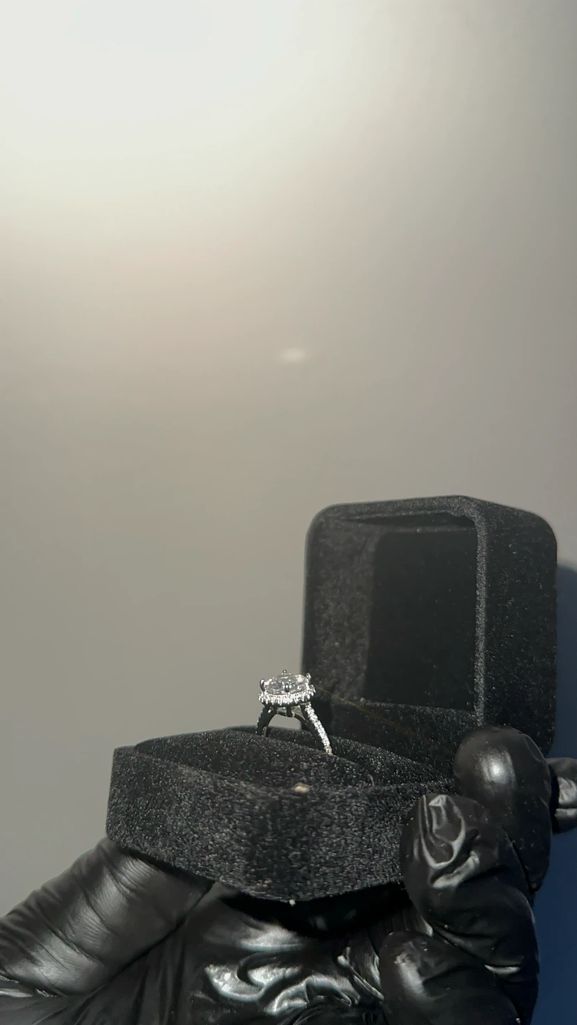 Diamond Engagement Ring - photo 5