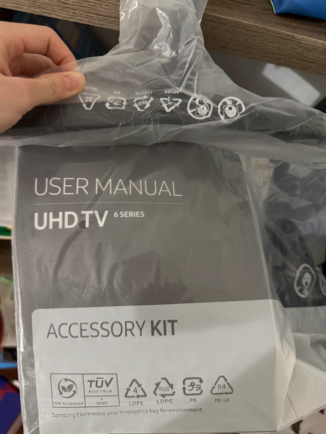 Samsung UHD TV - photo 2