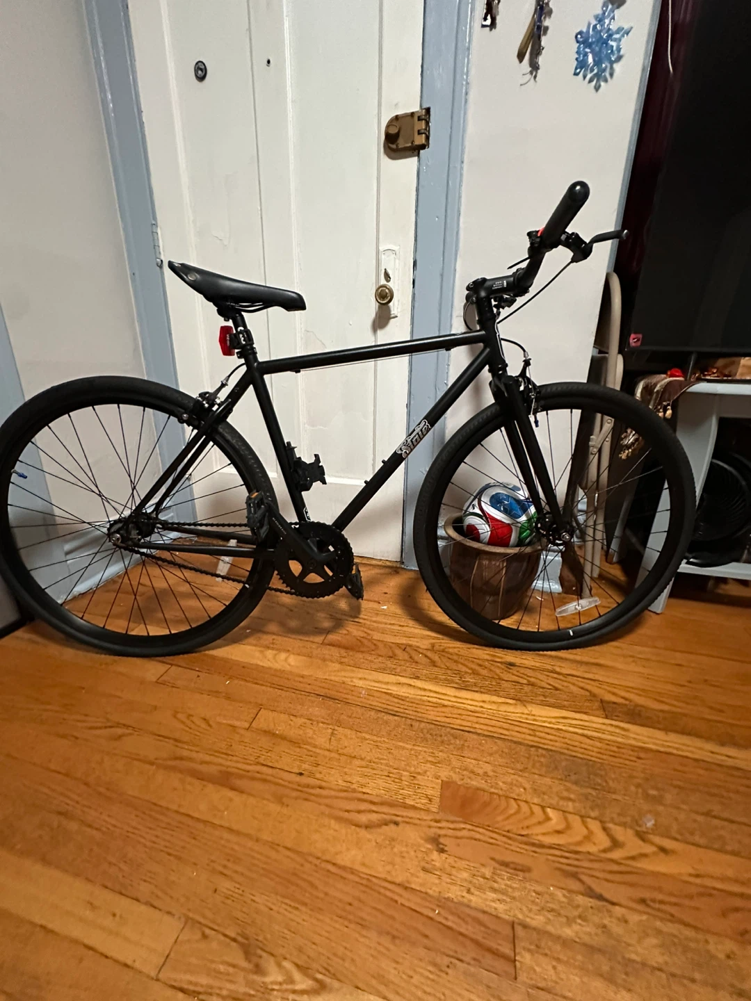 Black Single Speed Bicycle - photo 3
