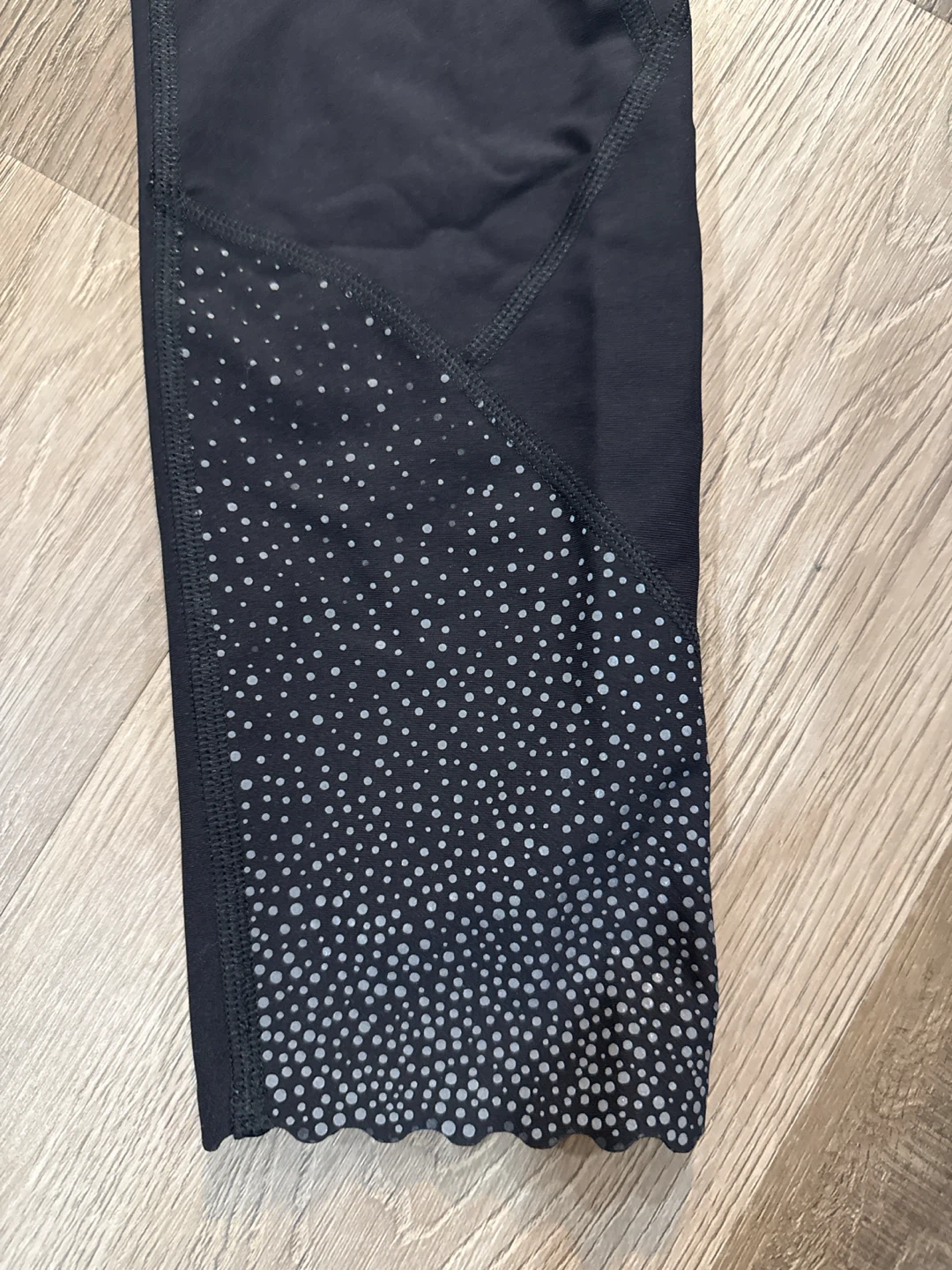 Black Lululemon Athletic Leggings with Pockets - photo 2