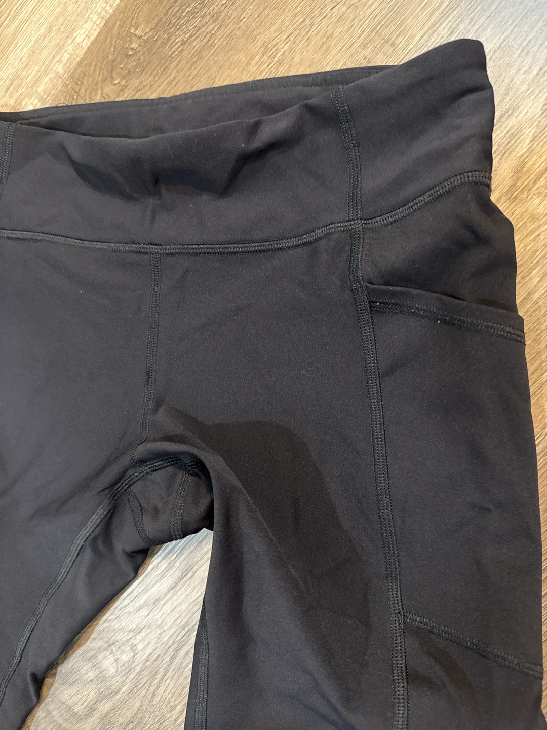Black Lululemon Athletic Leggings with Pockets - photo 4
