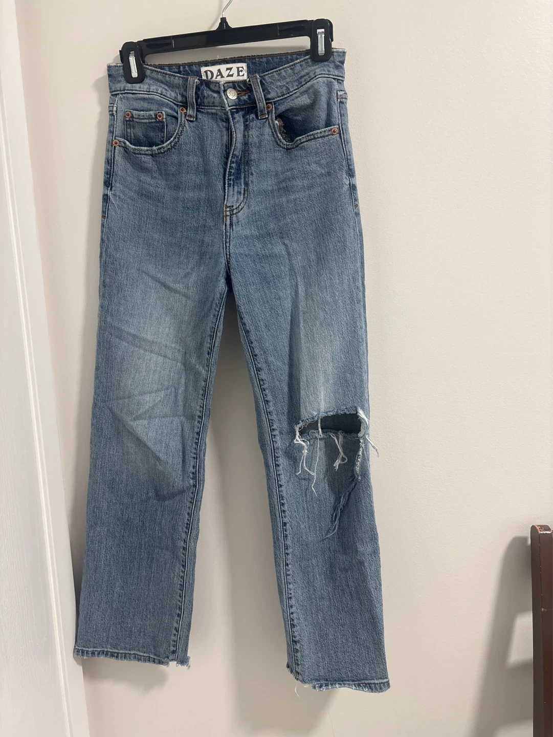 DAZE Jeans - Light Wash Distressed Denim