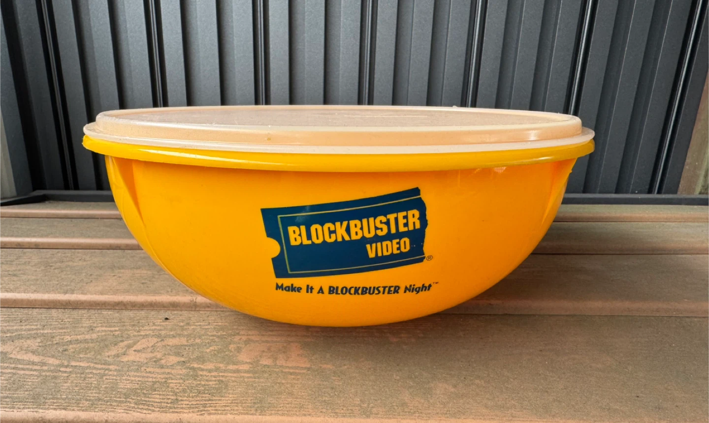 Vintage Tupperware Blockbuster Promo 12" Popcorn Bowl W/Lid