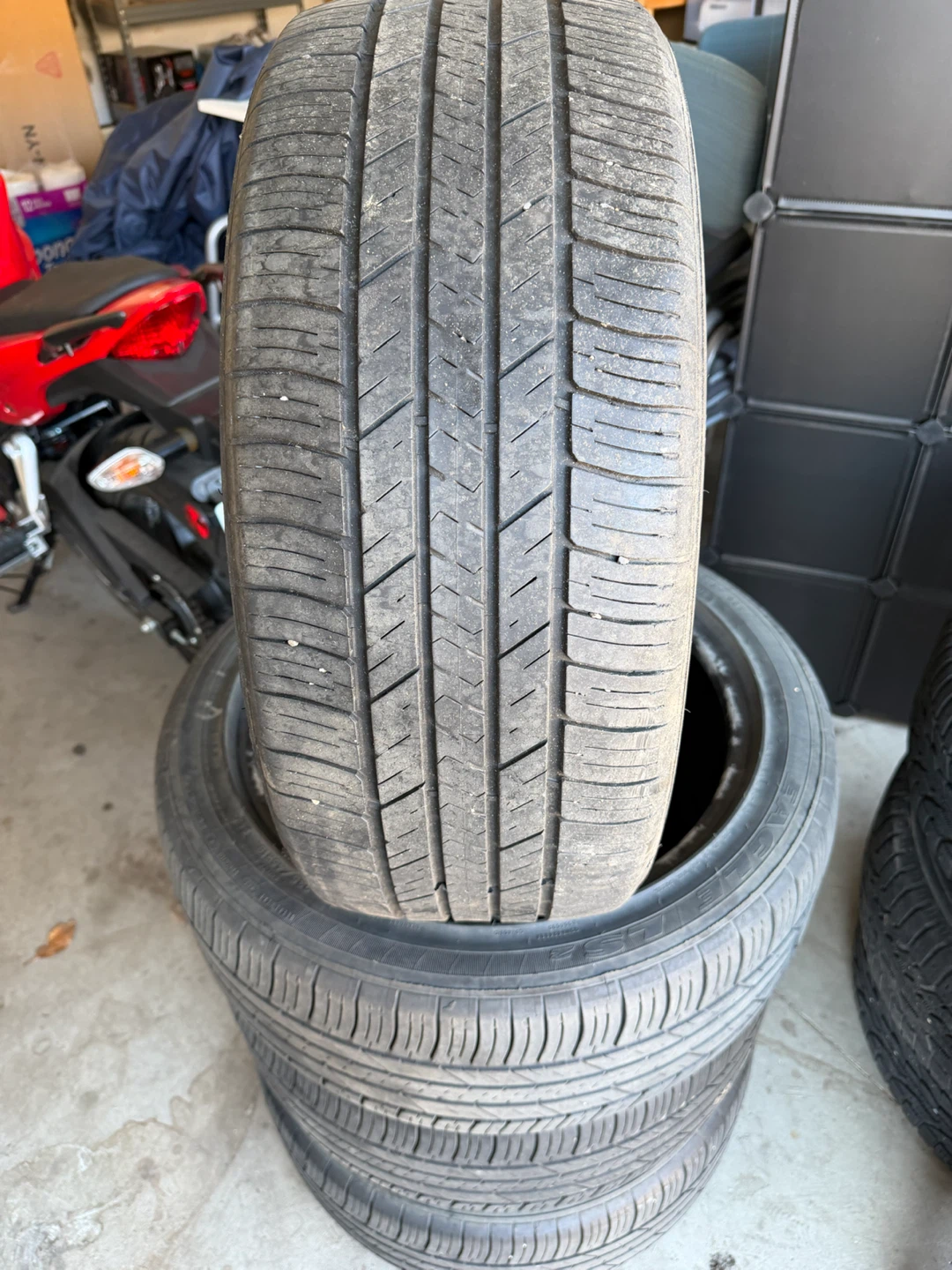 Set of 4 Tires 235/45R18 - photo 3