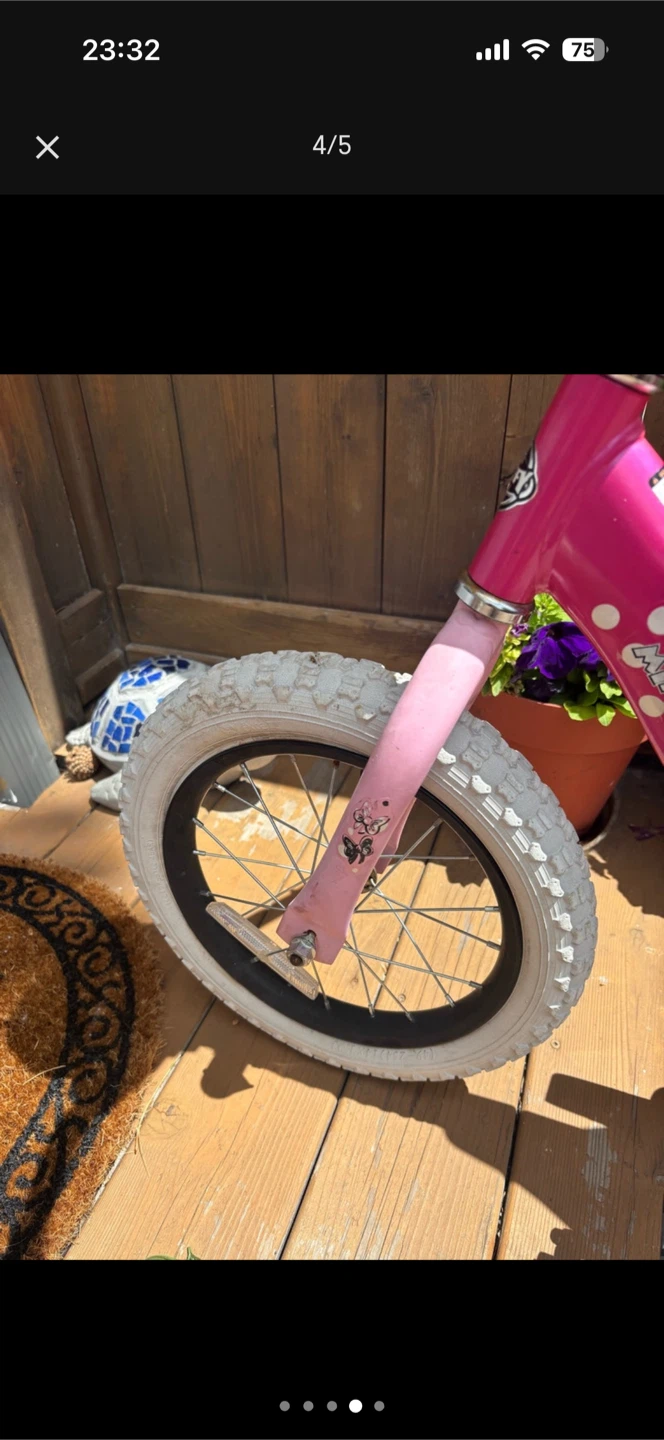 Kids Pink Minnie Mouse Bike - photo 4
