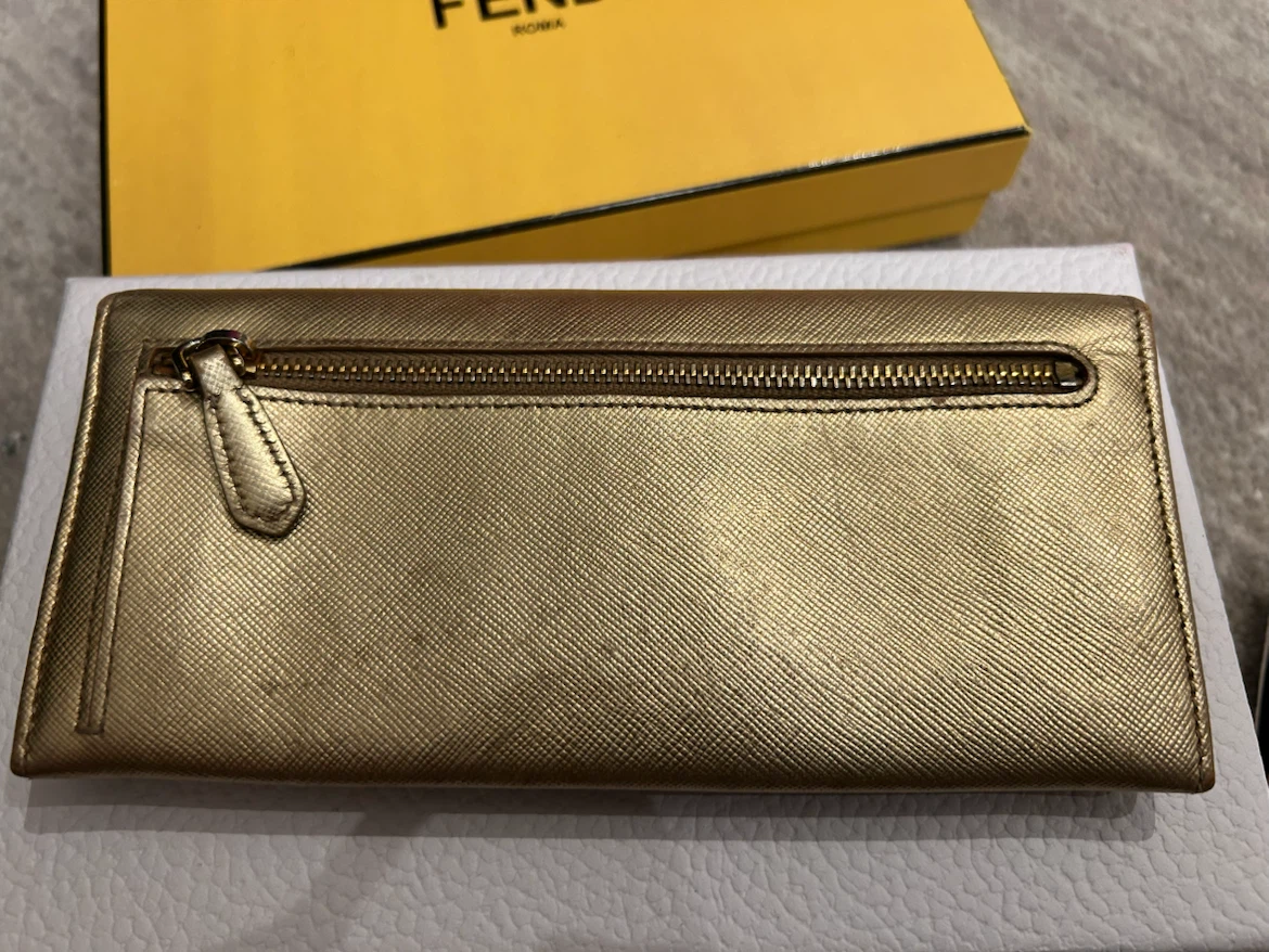 Prada Gold Continental Wallet - photo 3