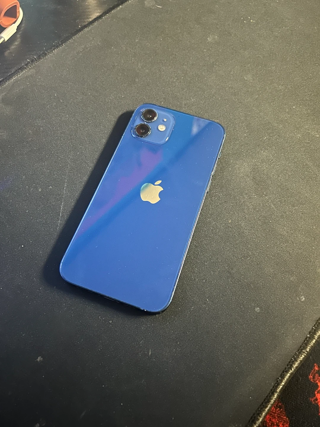 iPhone 12 Blue - photo 2